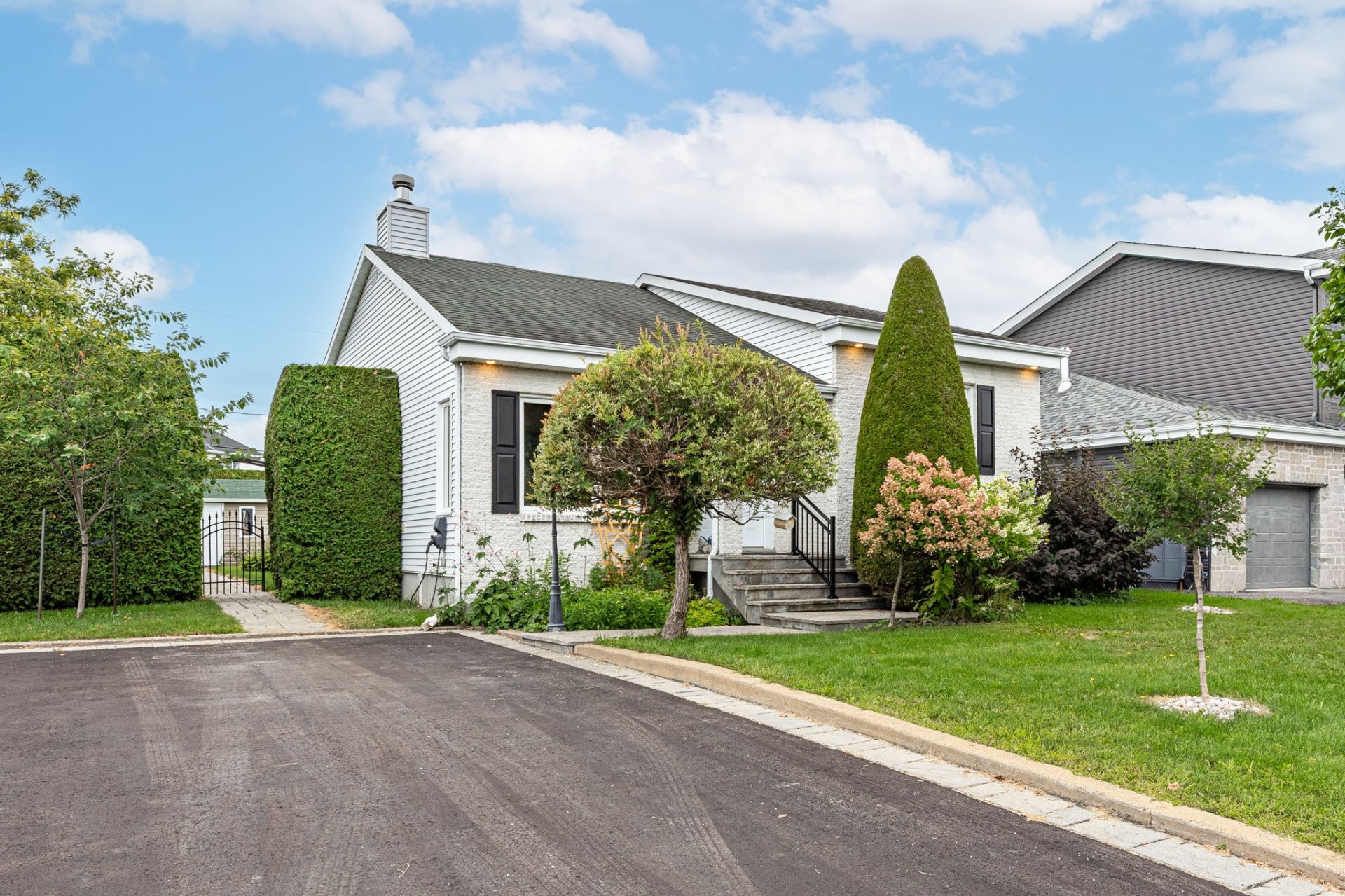 









172


Rue Charles-Primeau

,
Varennes,




QC
J3X1W6

