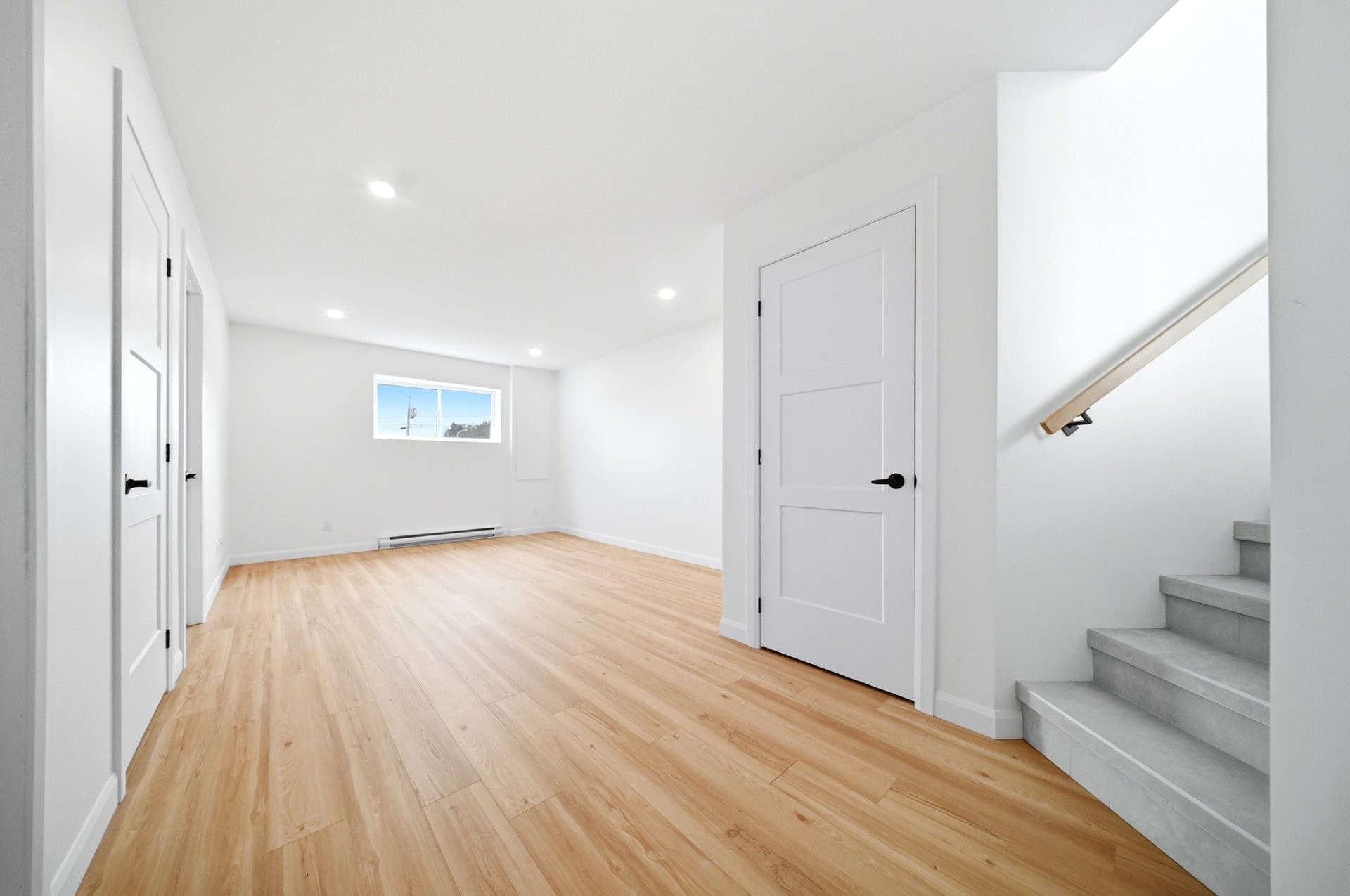 









1906


Rue Gabrielle-B.-Grimard

,
Saguenay (Chicoutimi),




QC
G7K0B4

