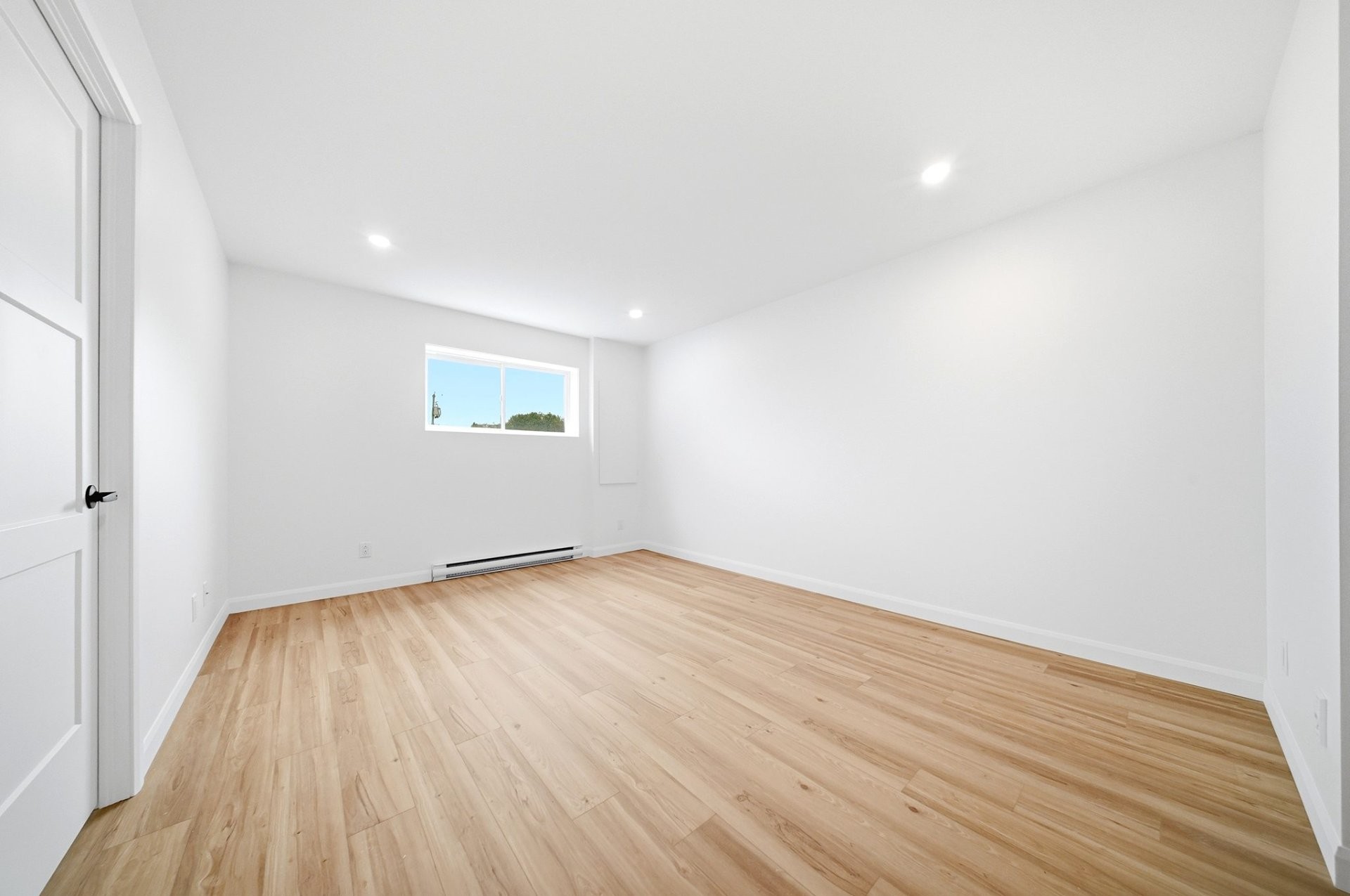 









1906


Rue Gabrielle-B.-Grimard

,
Saguenay (Chicoutimi),




QC
G7K0B4

