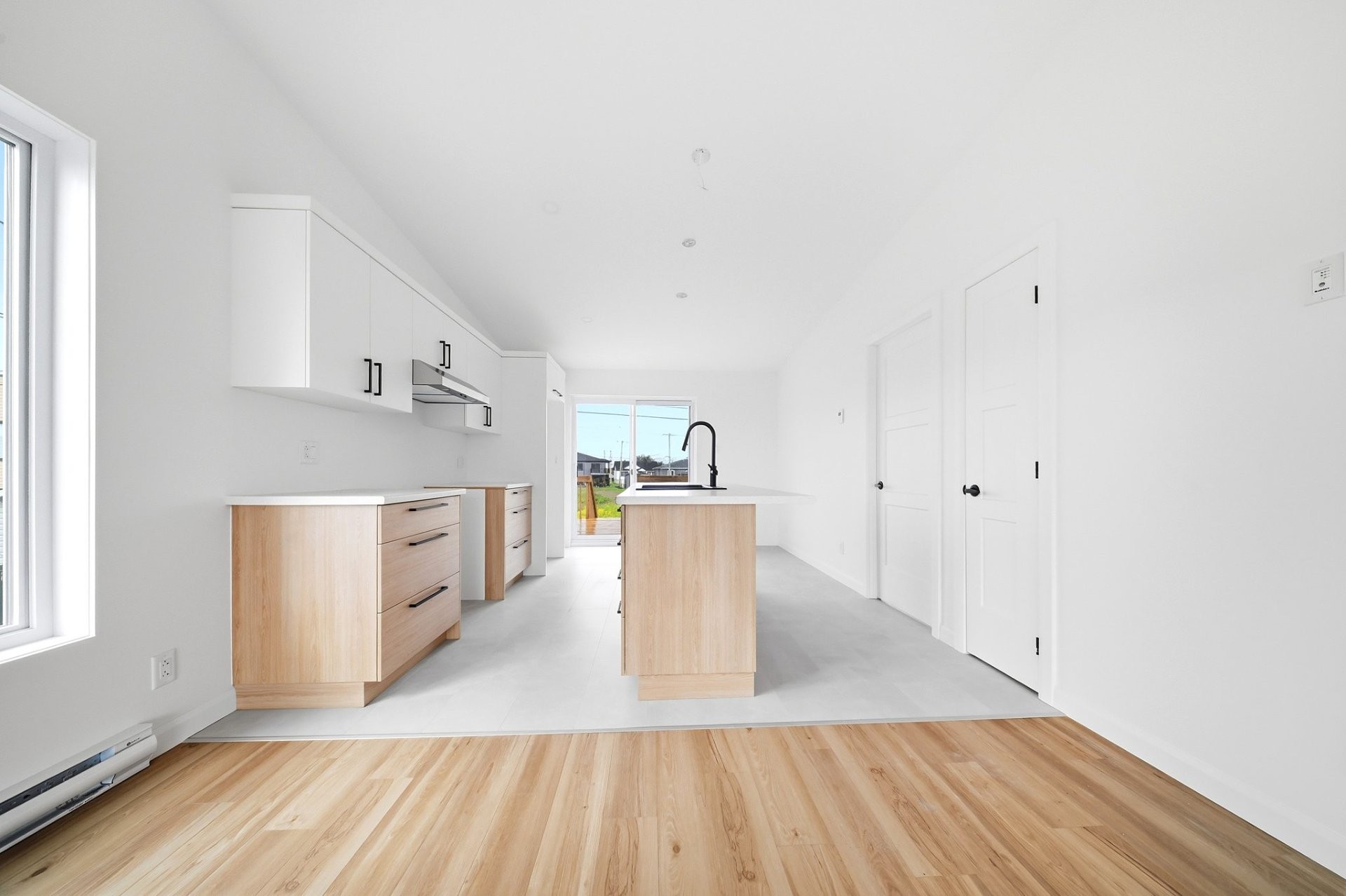 









1906


Rue Gabrielle-B.-Grimard

,
Saguenay (Chicoutimi),




QC
G7K0B4

