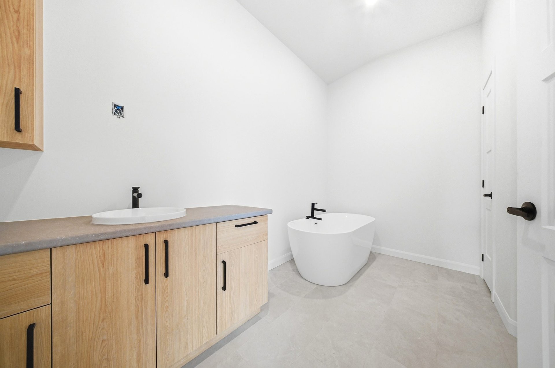 









1906


Rue Gabrielle-B.-Grimard

,
Saguenay (Chicoutimi),




QC
G7K0B4

