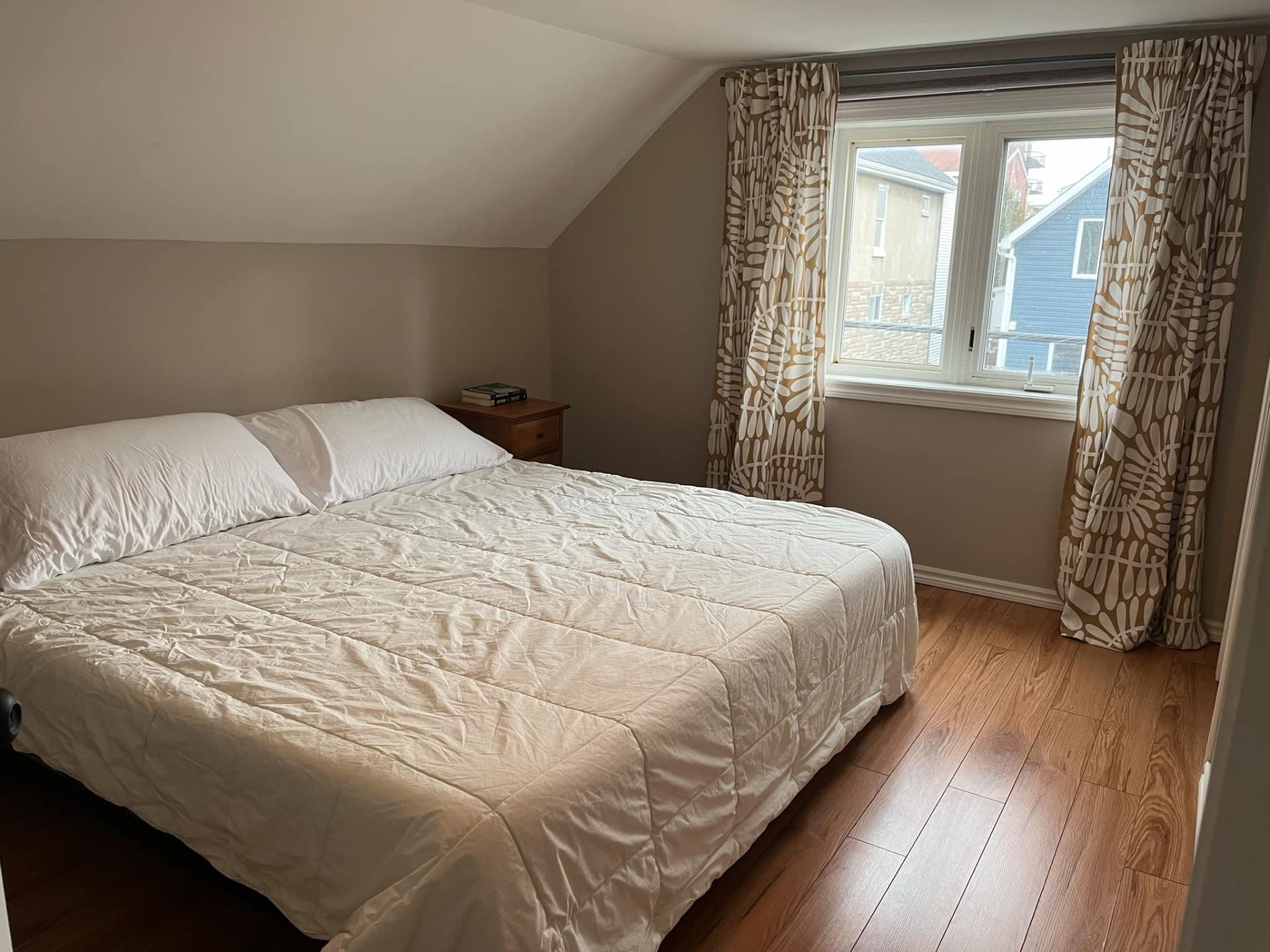 









125


Rue Kent

,
Gatineau (Hull),




QC
J8X3K5

