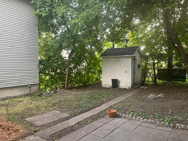 









125


Rue Kent

,
Gatineau (Hull),




QC
J8X3K5

