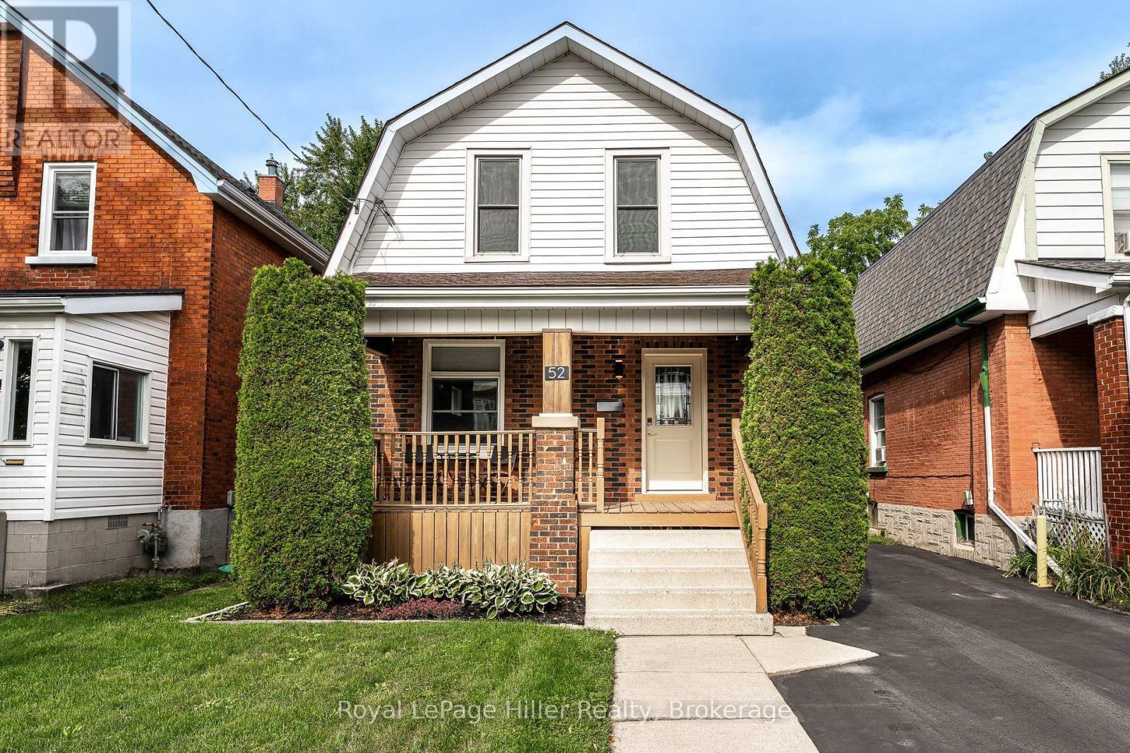 












52 TRINITY STREET

,
Stratford,




Ontario
N5A4P4

