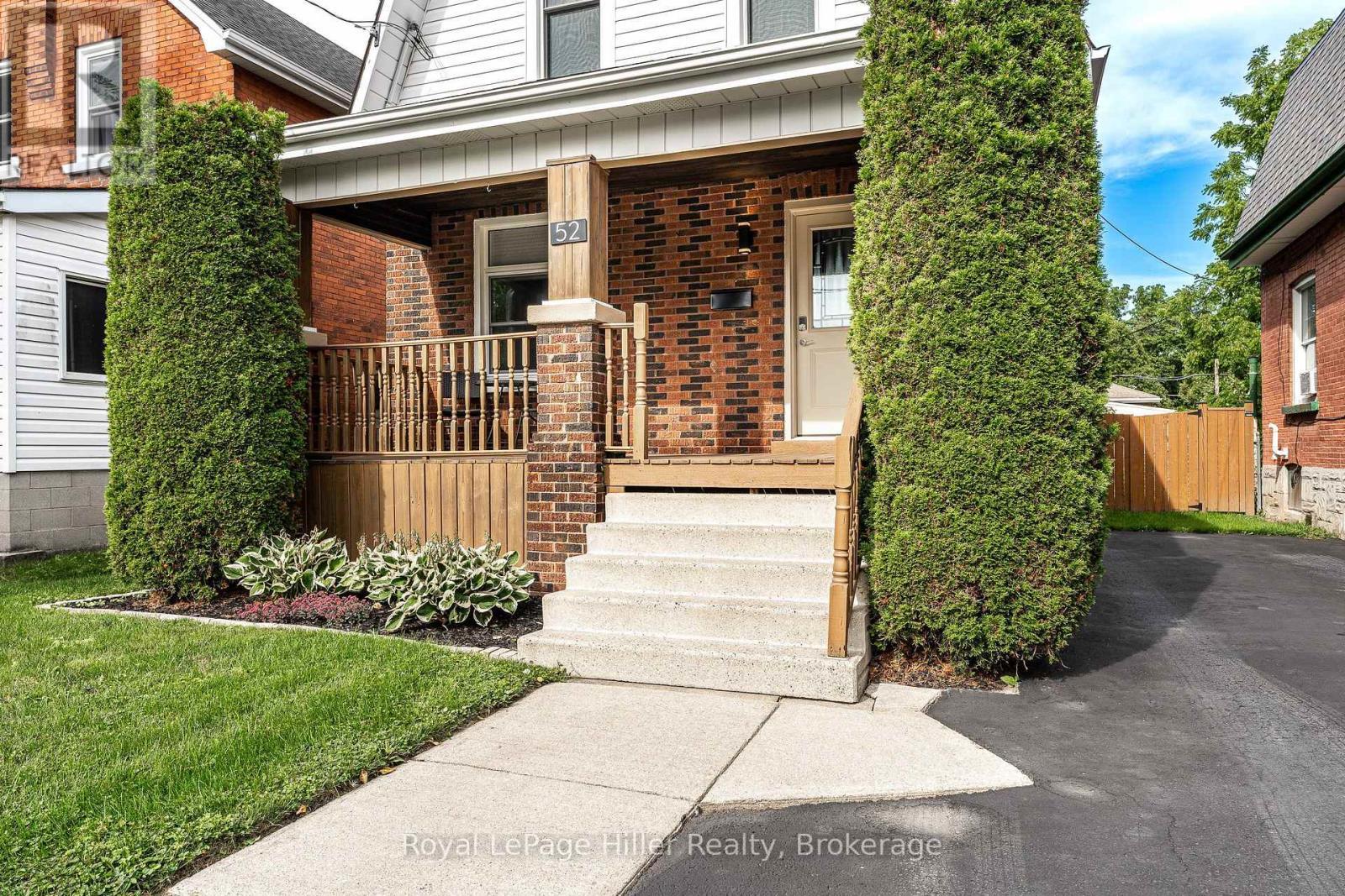 












52 TRINITY STREET

,
Stratford,




Ontario
N5A4P4

