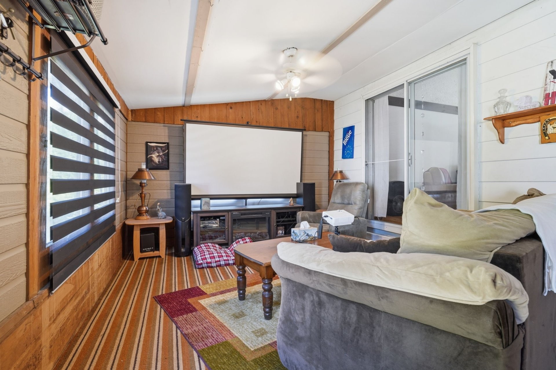 









472


Rue Lucien-Gauthier

,
Gatineau (Buckingham),




QC
J8L2T7

