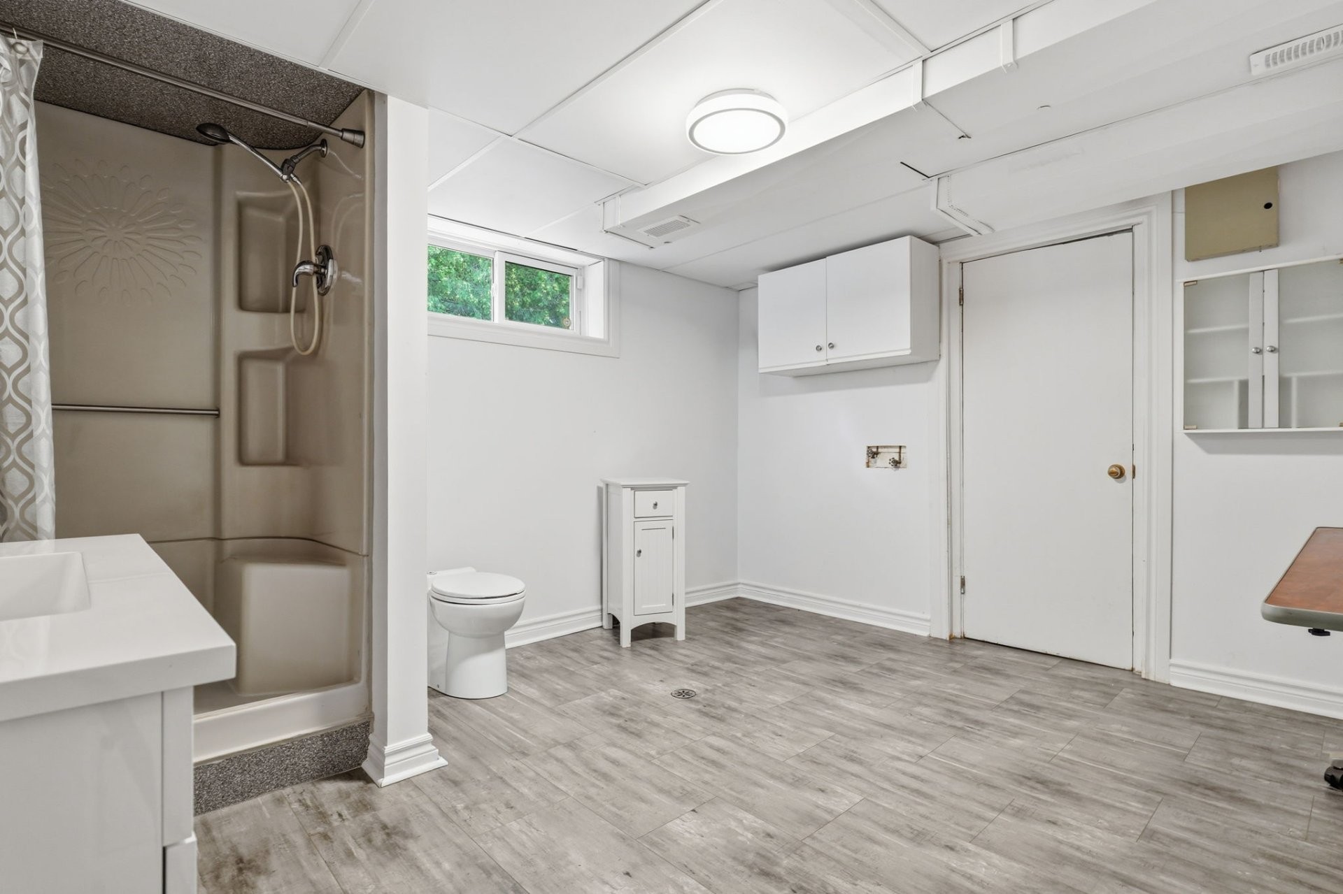 









472


Rue Lucien-Gauthier

,
Gatineau (Buckingham),




QC
J8L2T7

