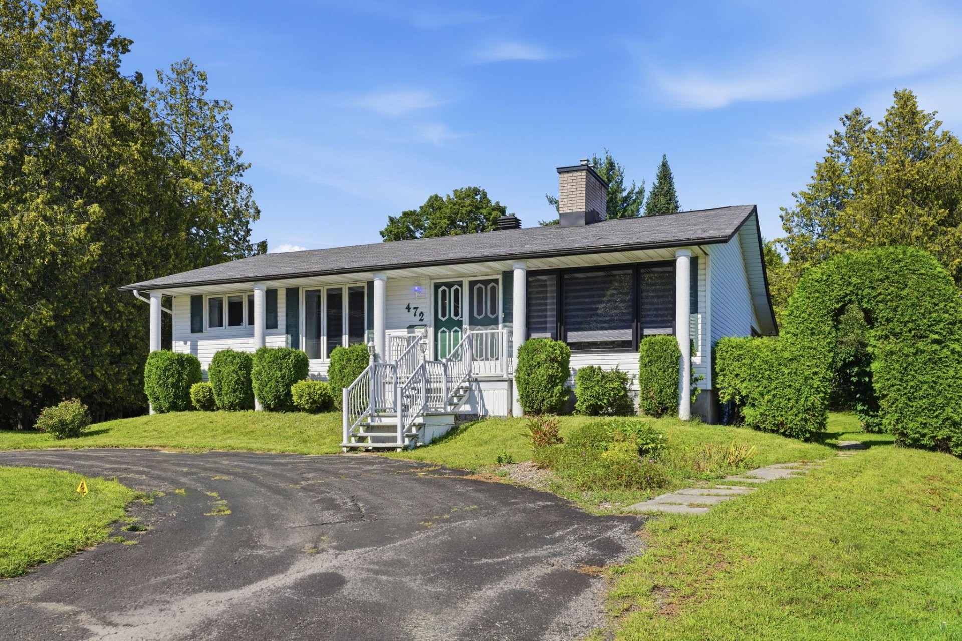 









472


Rue Lucien-Gauthier

,
Gatineau (Buckingham),




QC
J8L2T7

