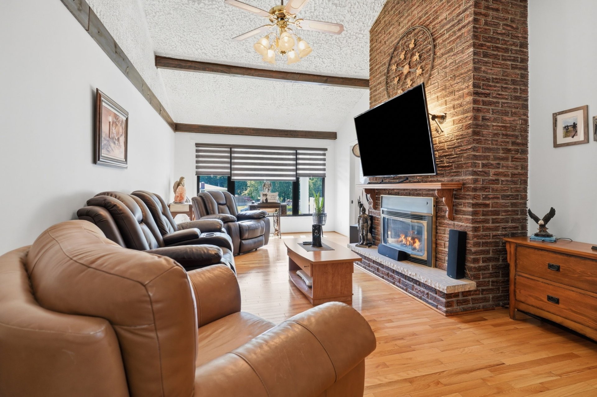 









472


Rue Lucien-Gauthier

,
Gatineau (Buckingham),




QC
J8L2T7

