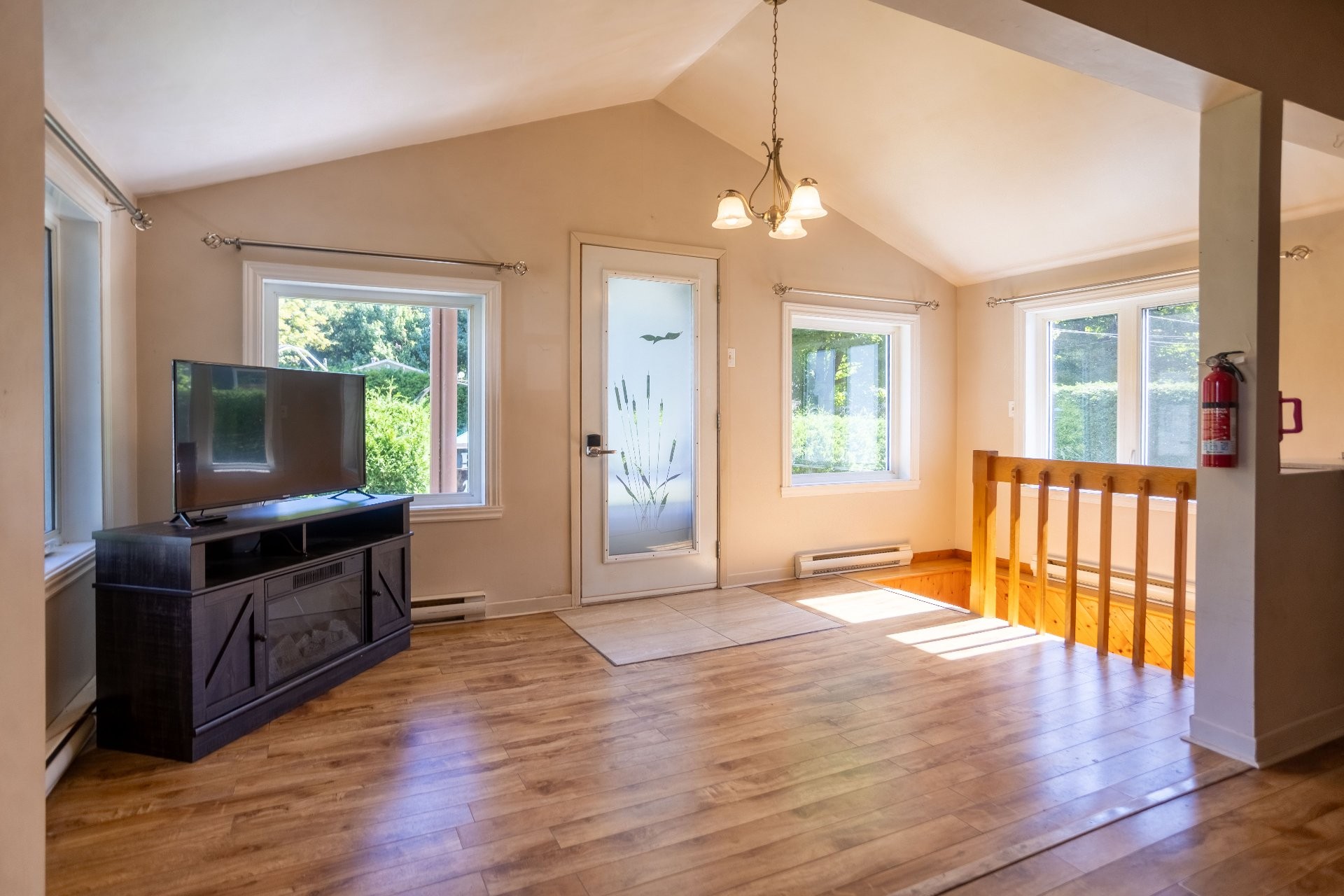 









311


Rue des Hérons

,
Notre-Dame-du-Mont-Carmel,




QC
G0X3J0

