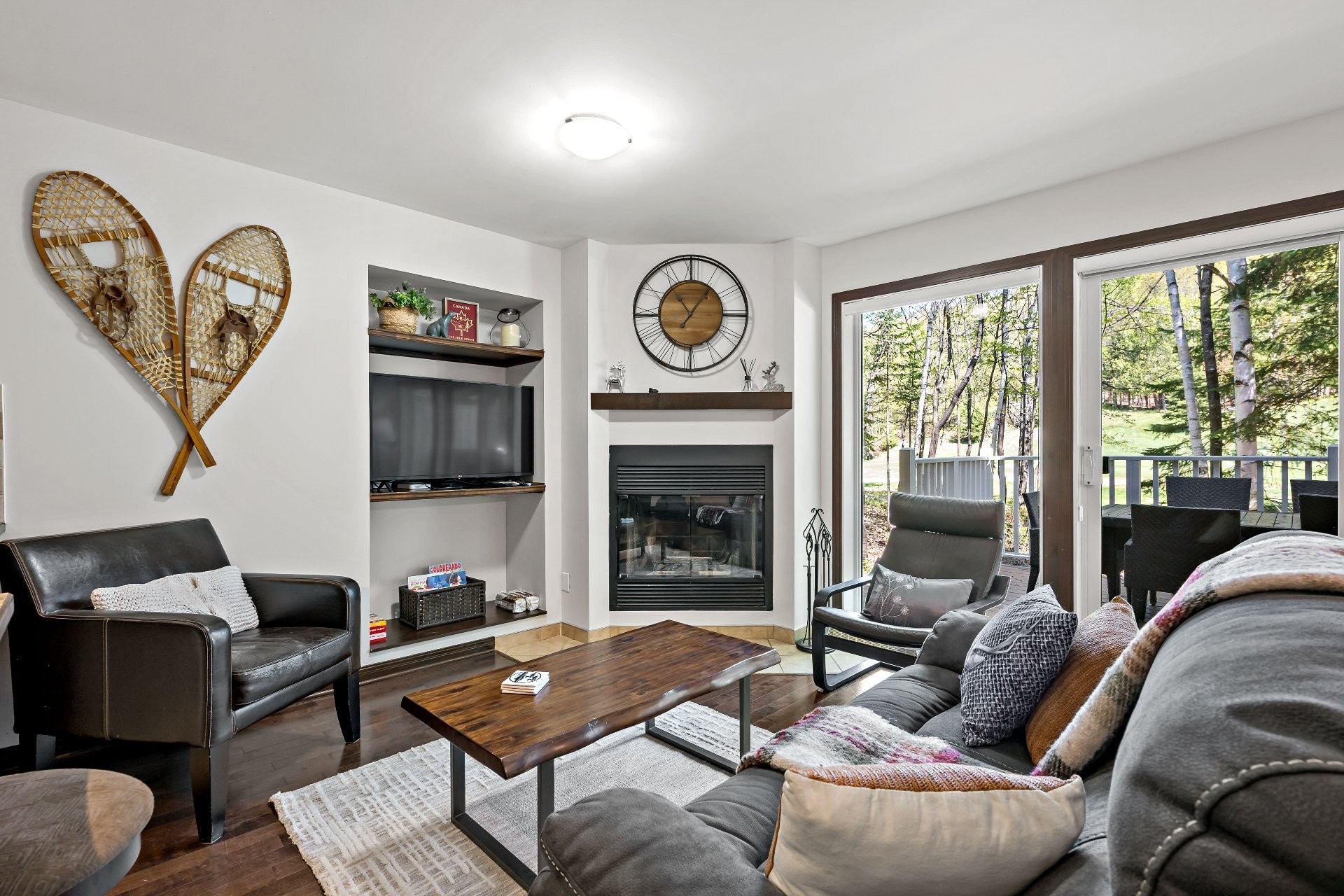 









214


Allée Boréalis

,
Mont-Tremblant,




QC
J8E0A4

