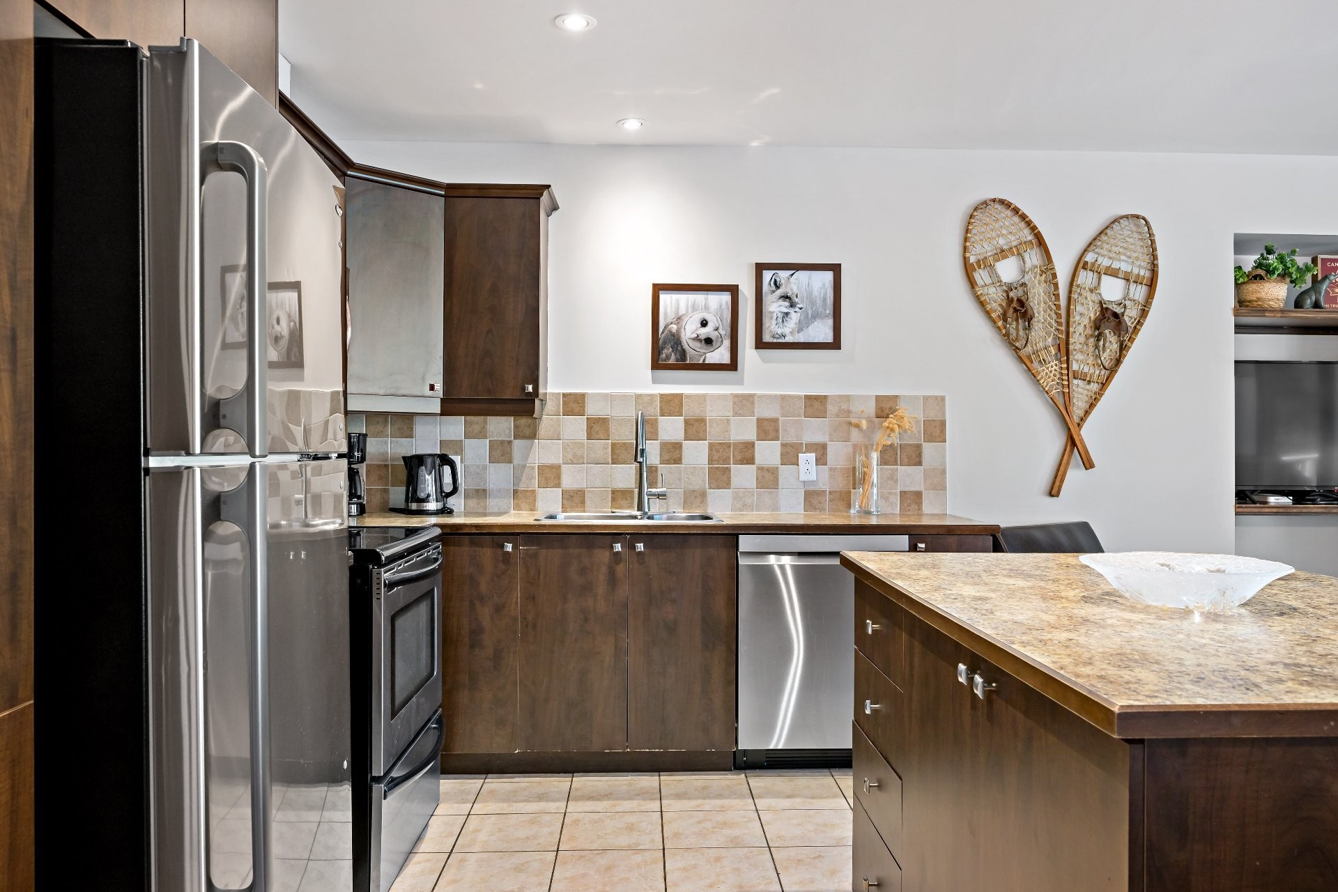 









214


Allée Boréalis

,
Mont-Tremblant,




QC
J8E0A4

