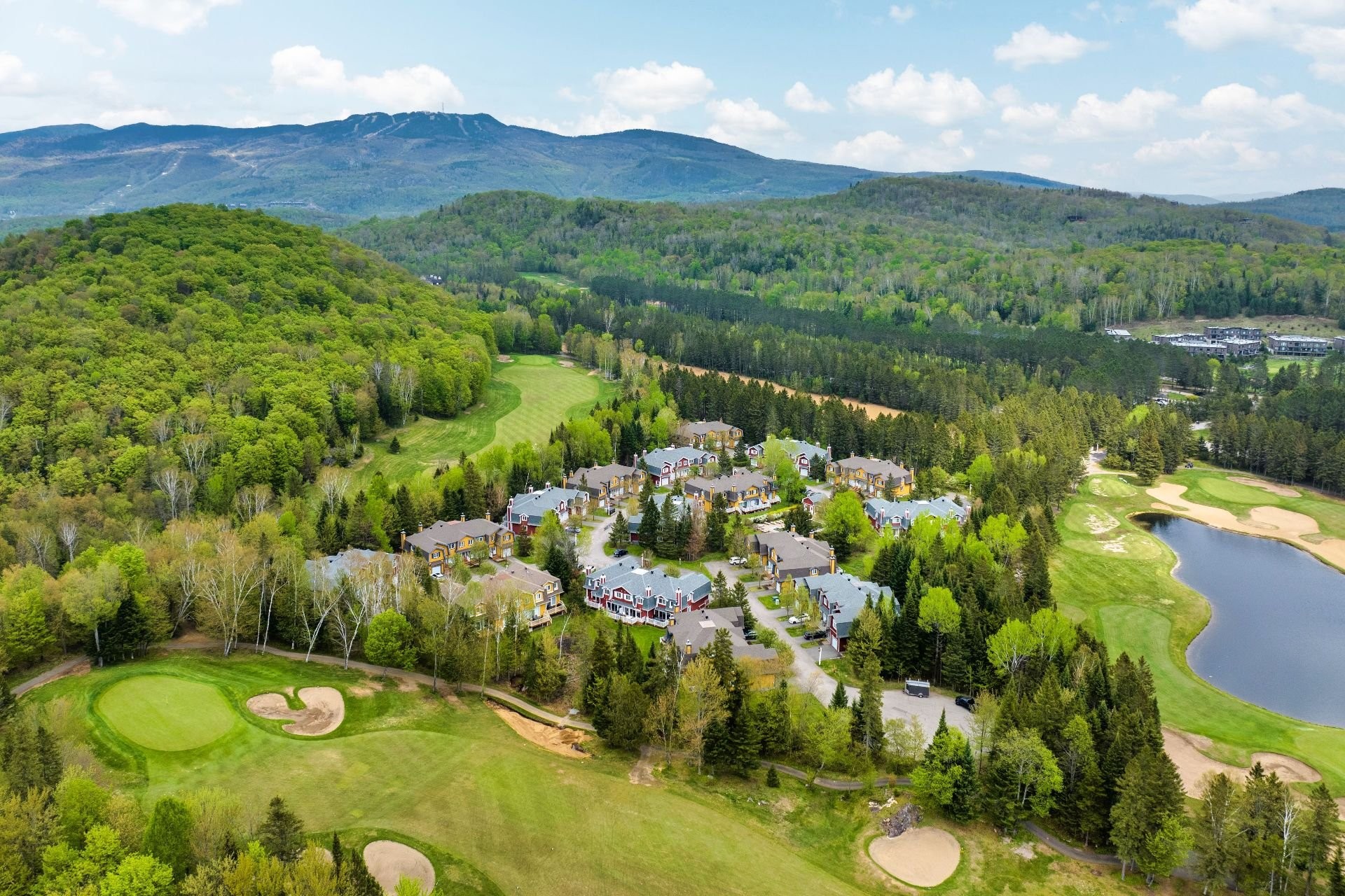 









214


Allée Boréalis

,
Mont-Tremblant,




QC
J8E0A4

