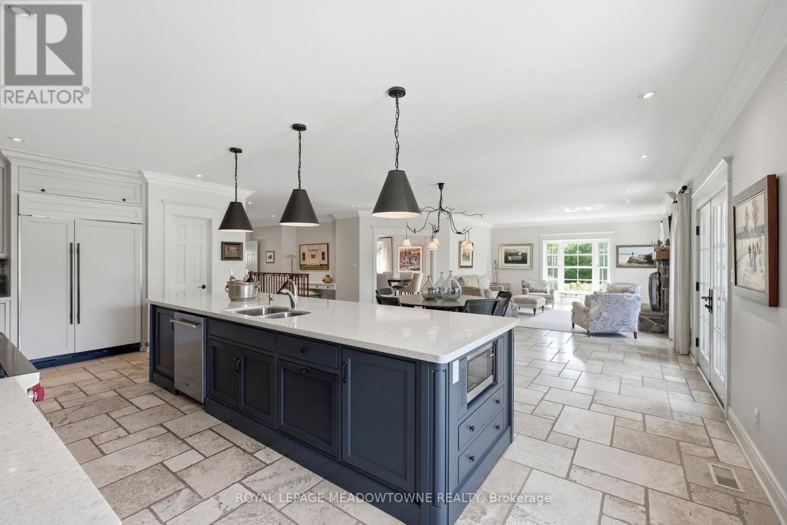 












14249 TENTH LINE

,
Halton Hills,




Ontario
L7G4S8

