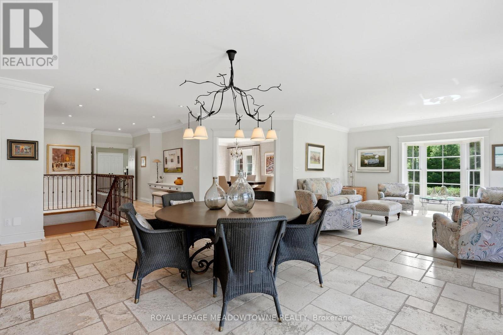 












14249 TENTH LINE

,
Halton Hills,




Ontario
L7G4S8

