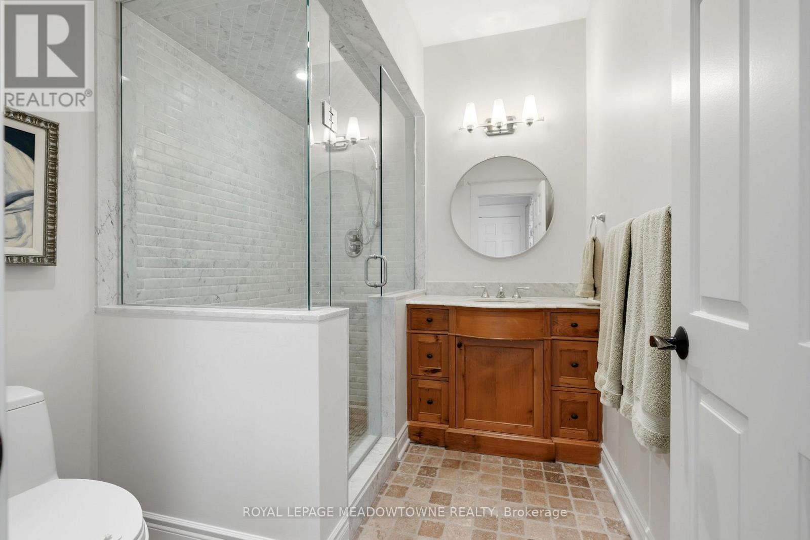 












14249 TENTH LINE

,
Halton Hills,




Ontario
L7G4S8

