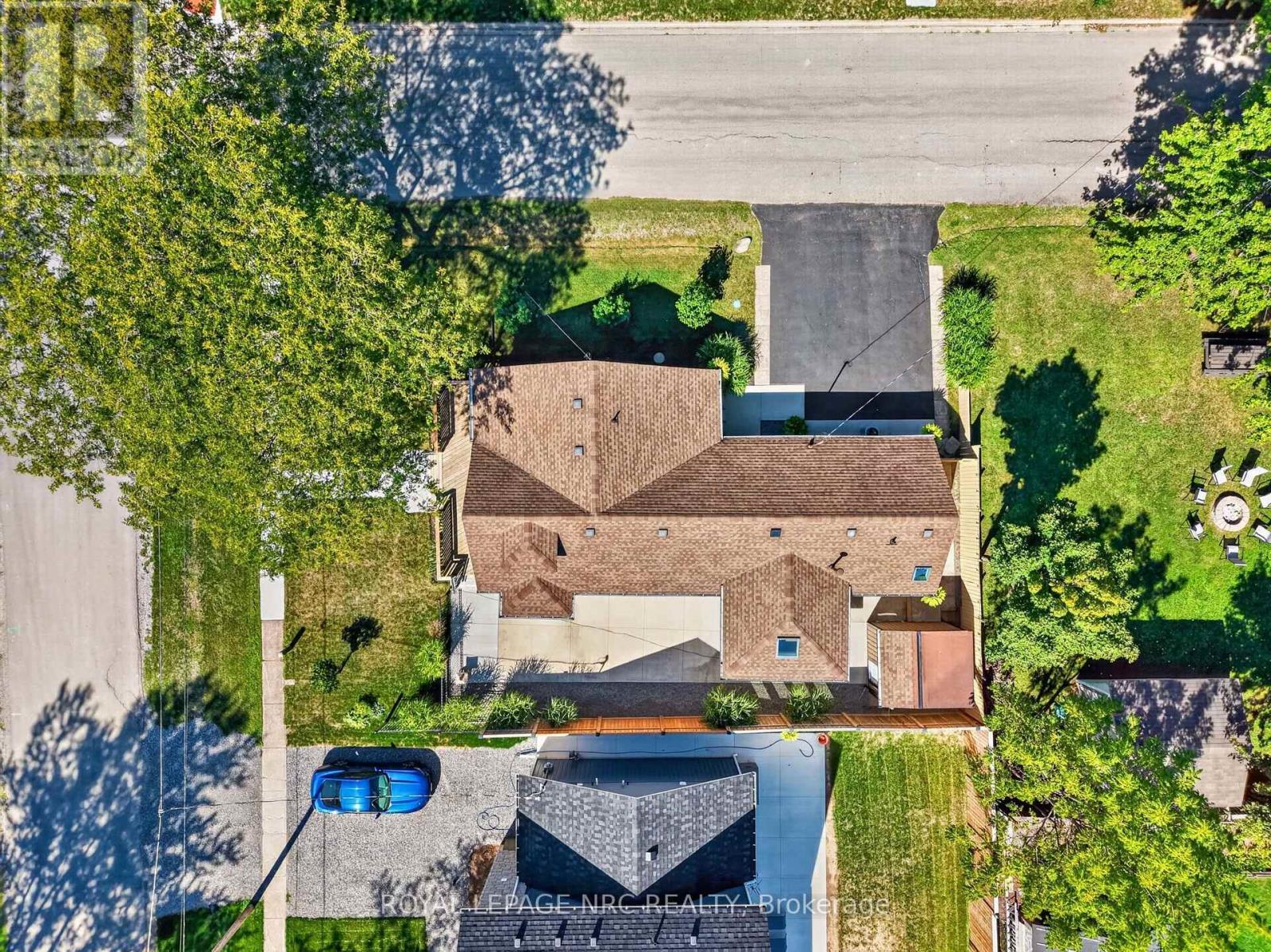 












220 ROSEWOOD AVENUE

,
Fort Erie (Crystal Beach),




Ontario
L0S1B0


