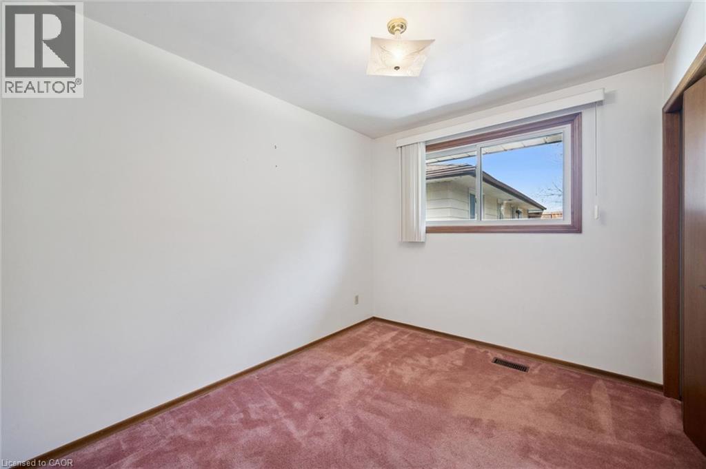 












309 TOLL GATE Boulevard

,
Waterloo,




Ontario
N2L4M5

