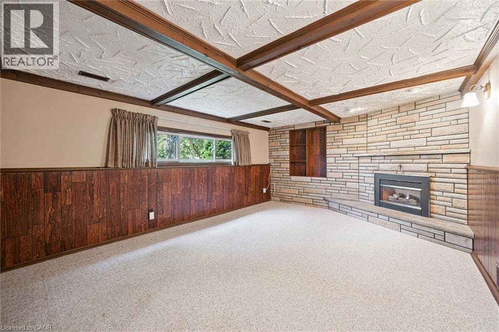 












309 TOLL GATE Boulevard

,
Waterloo,




Ontario
N2L4M5


