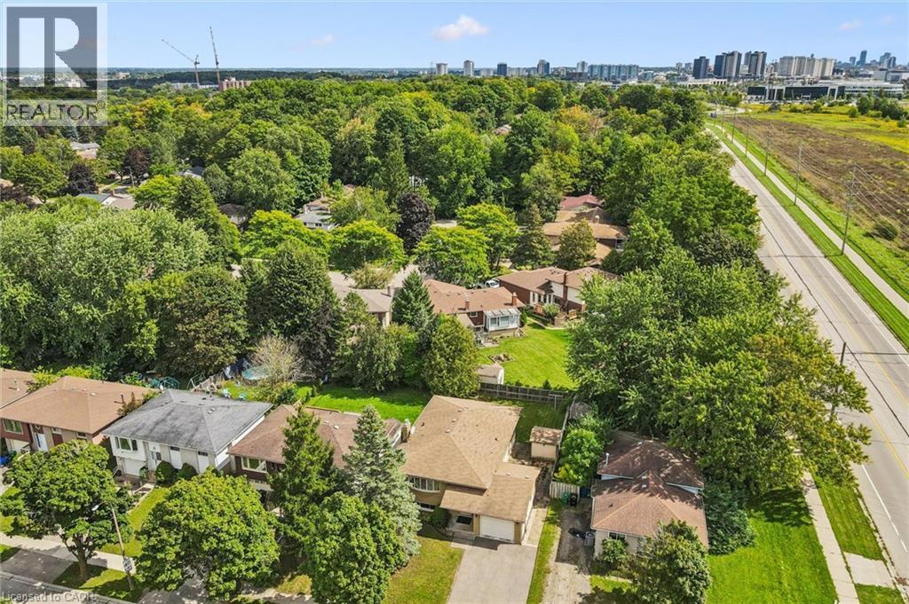 












309 TOLL GATE Boulevard

,
Waterloo,




Ontario
N2L4M5

