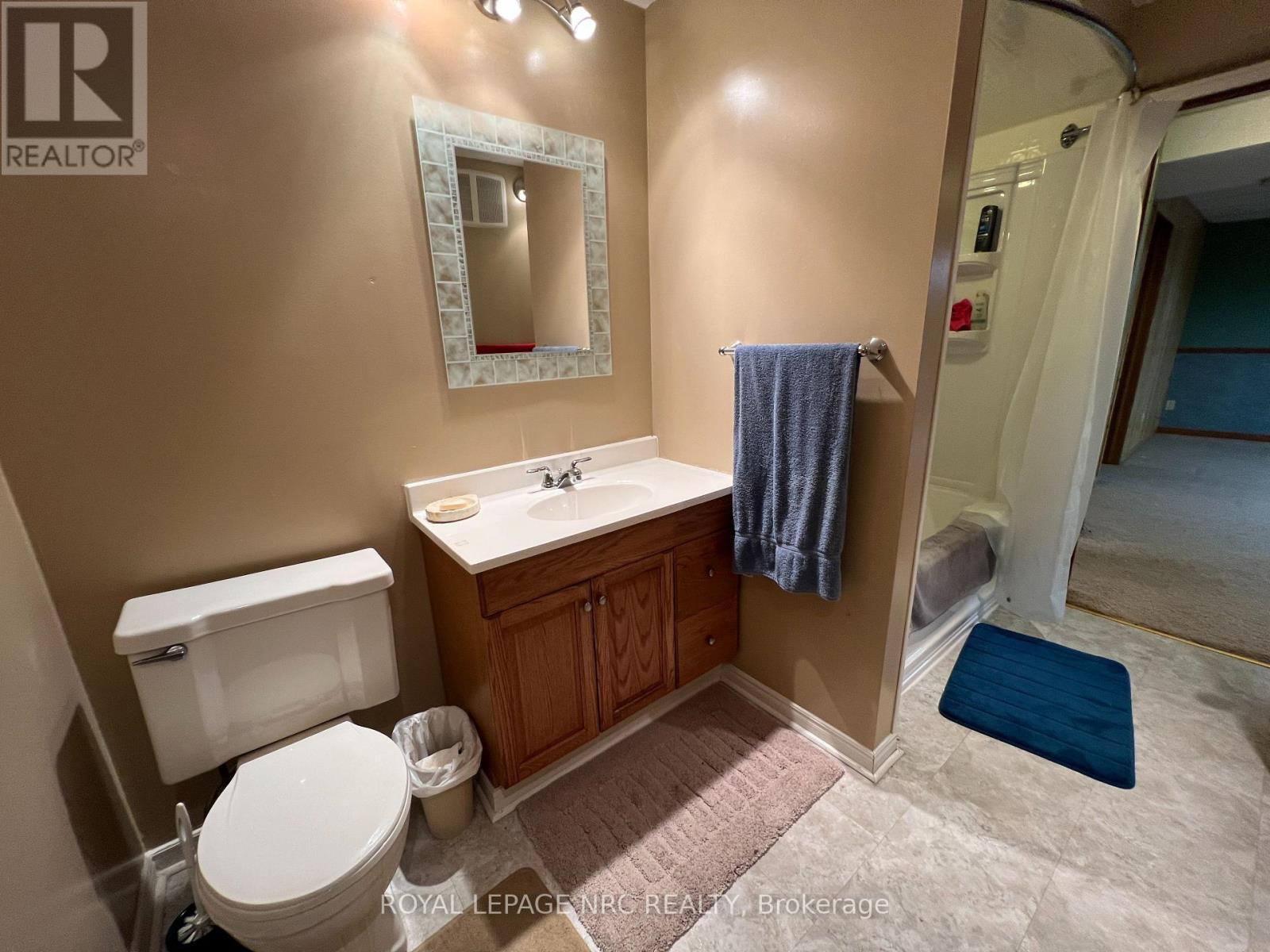 












46 ANDREA DRIVE

,
St. Catharines (Rykert/Vansickle),




Ontario
L2S3N8

