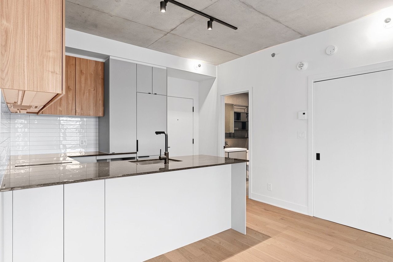 









288


Rue Richmond

, 726,
Montréal (Le Sud-Ouest),




QC
H3J0C4

