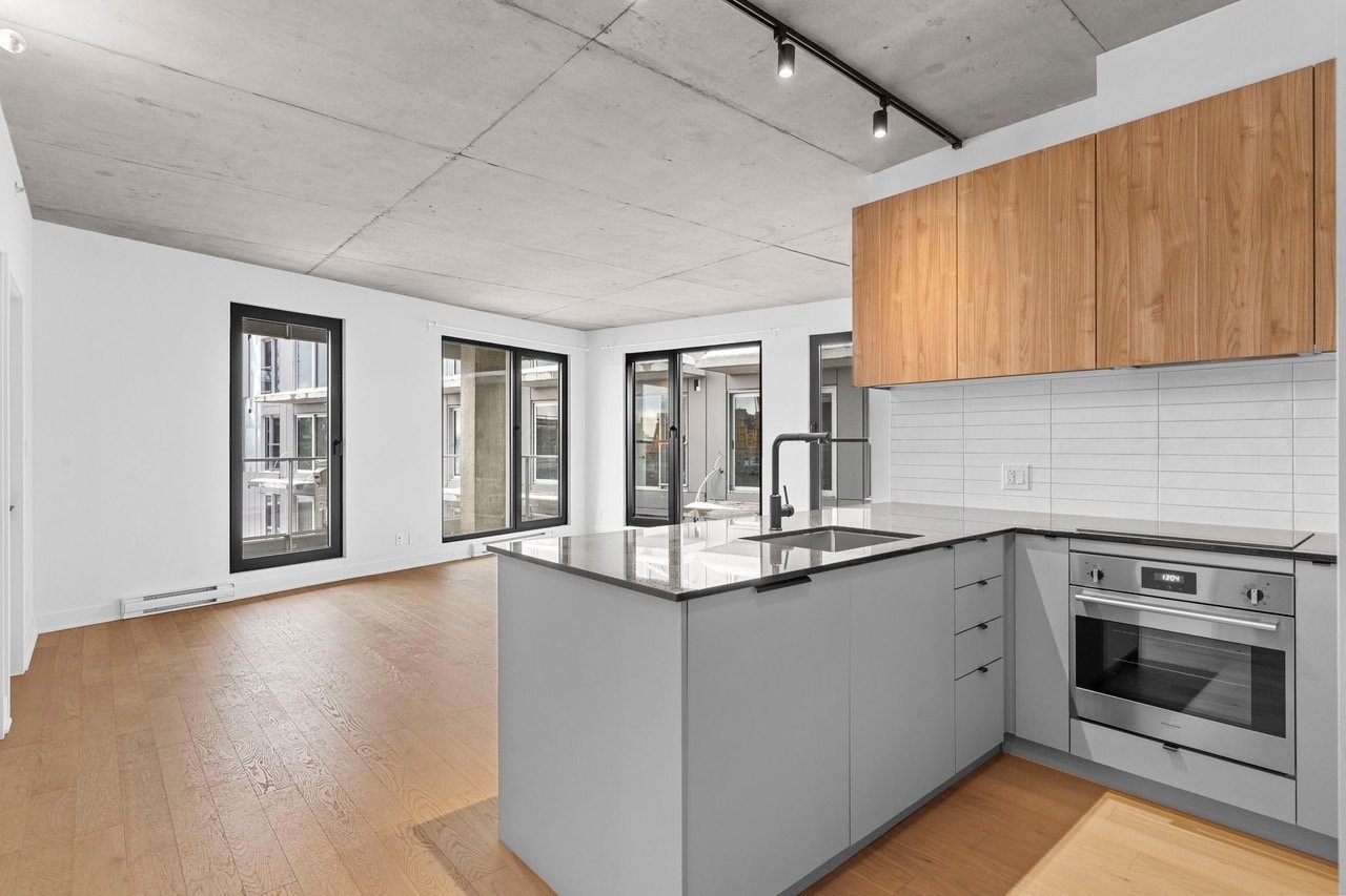 









288


Rue Richmond

, 726,
Montréal (Le Sud-Ouest),




QC
H3J0C4

