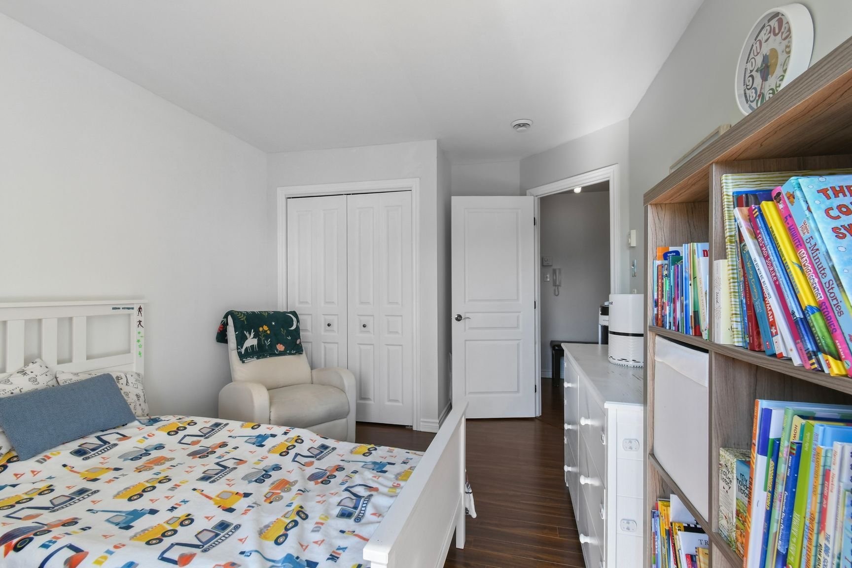 









8015


Rue de Londres

, 6,
Brossard,




QC
J4Y0K5

