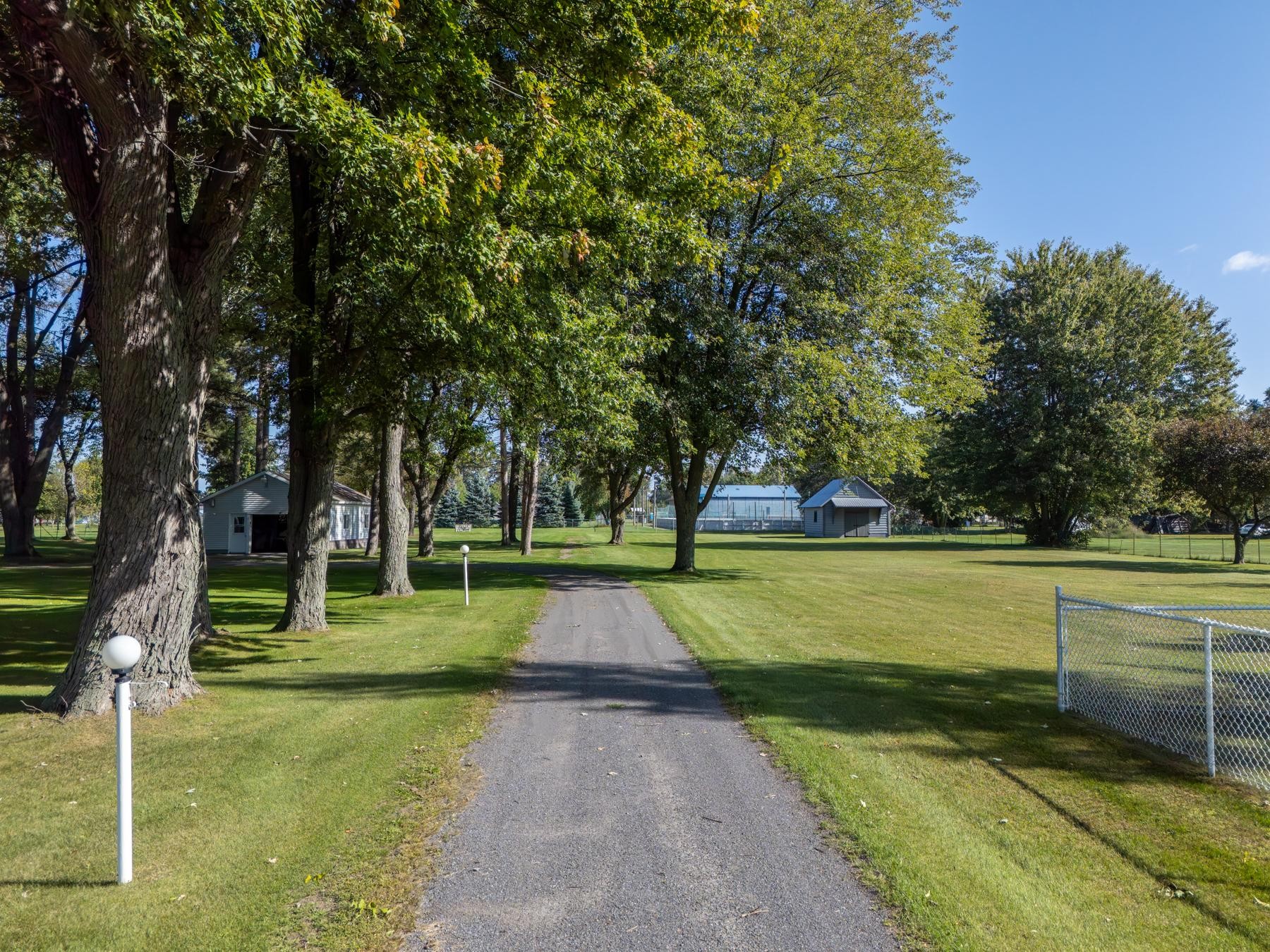 









250


Rg de l'Île

,
Pierreville,




QC
J0G1J0

