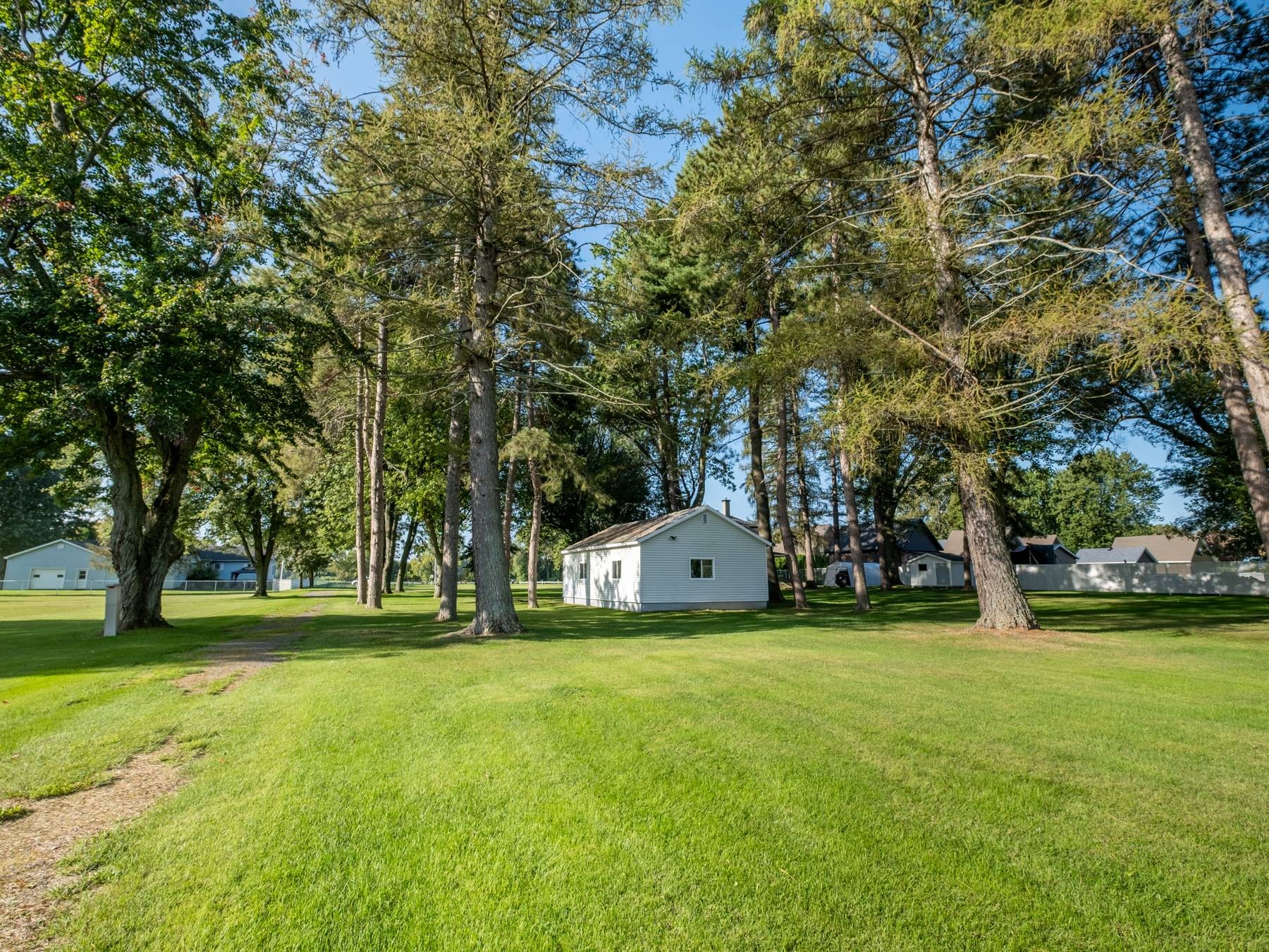 









250


Rg de l'Île

,
Pierreville,




QC
J0G1J0


