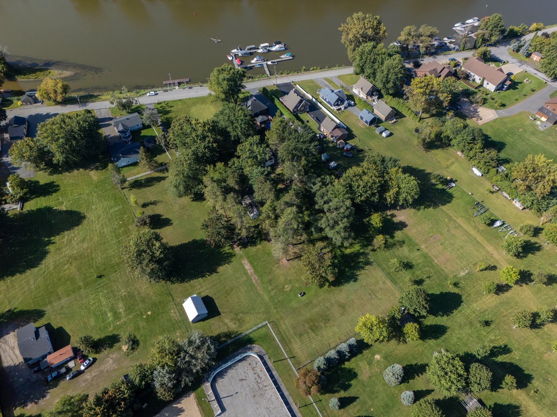 









250


Rg de l'Île

,
Pierreville,




QC
J0G1J0

