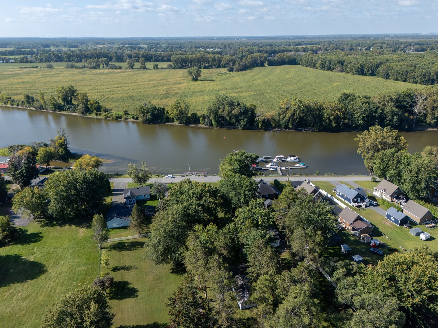 









250


Rg de l'Île

,
Pierreville,




QC
J0G1J0

