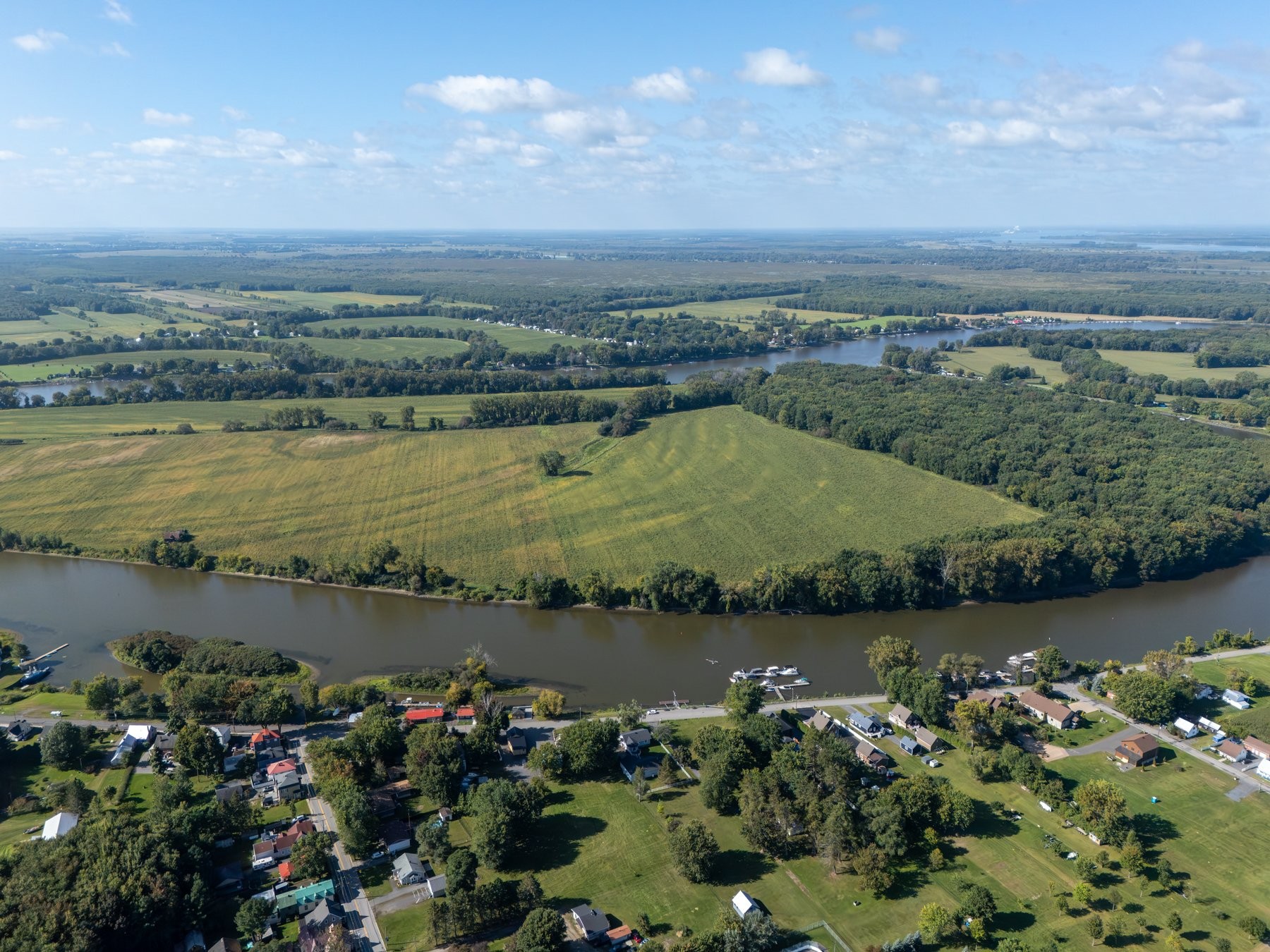 









250


Rg de l'Île

,
Pierreville,




QC
J0G1J0

