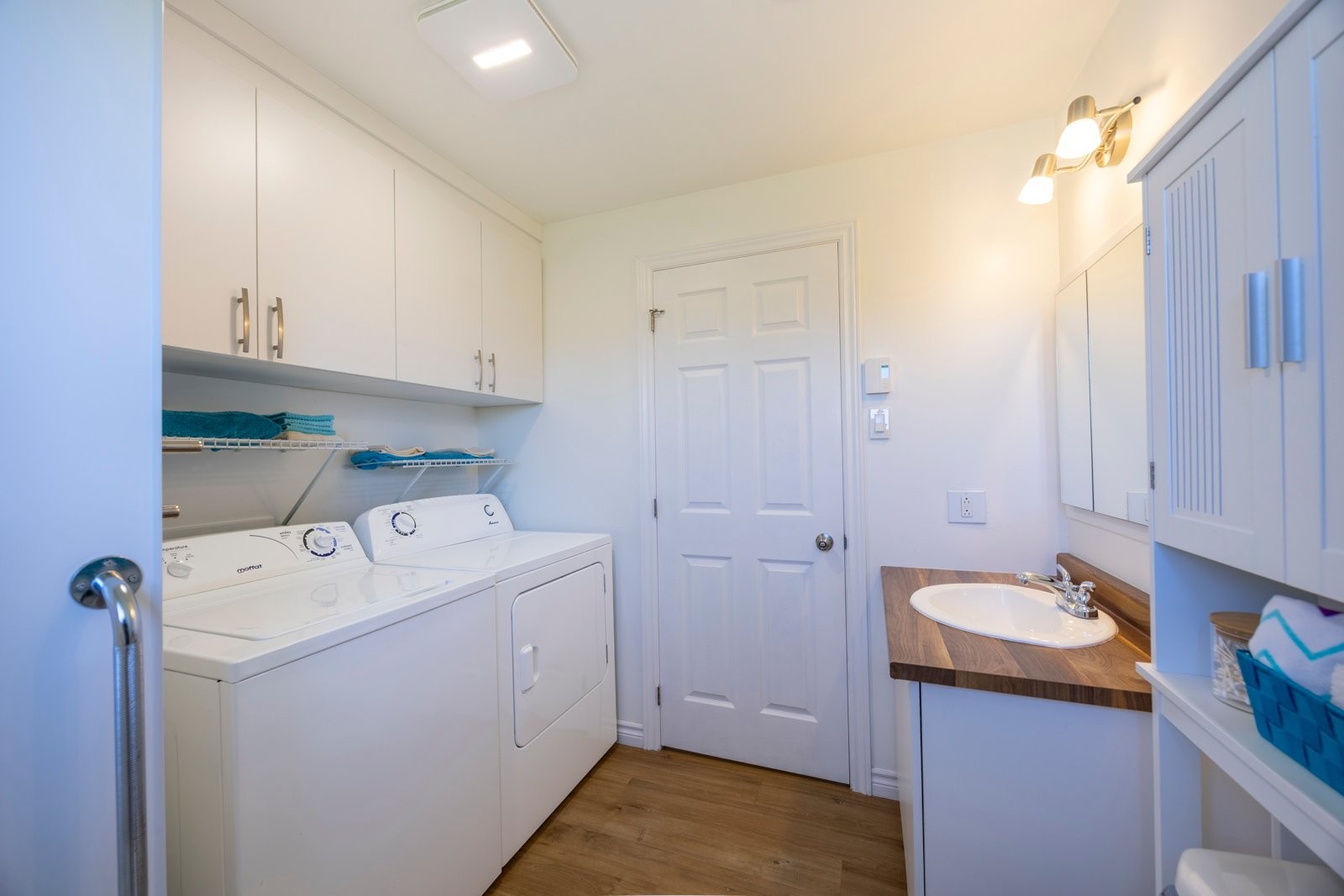 









271


Rg Barthélemy

,
Saint-Léon-le-Grand,




QC
J0K2W0

