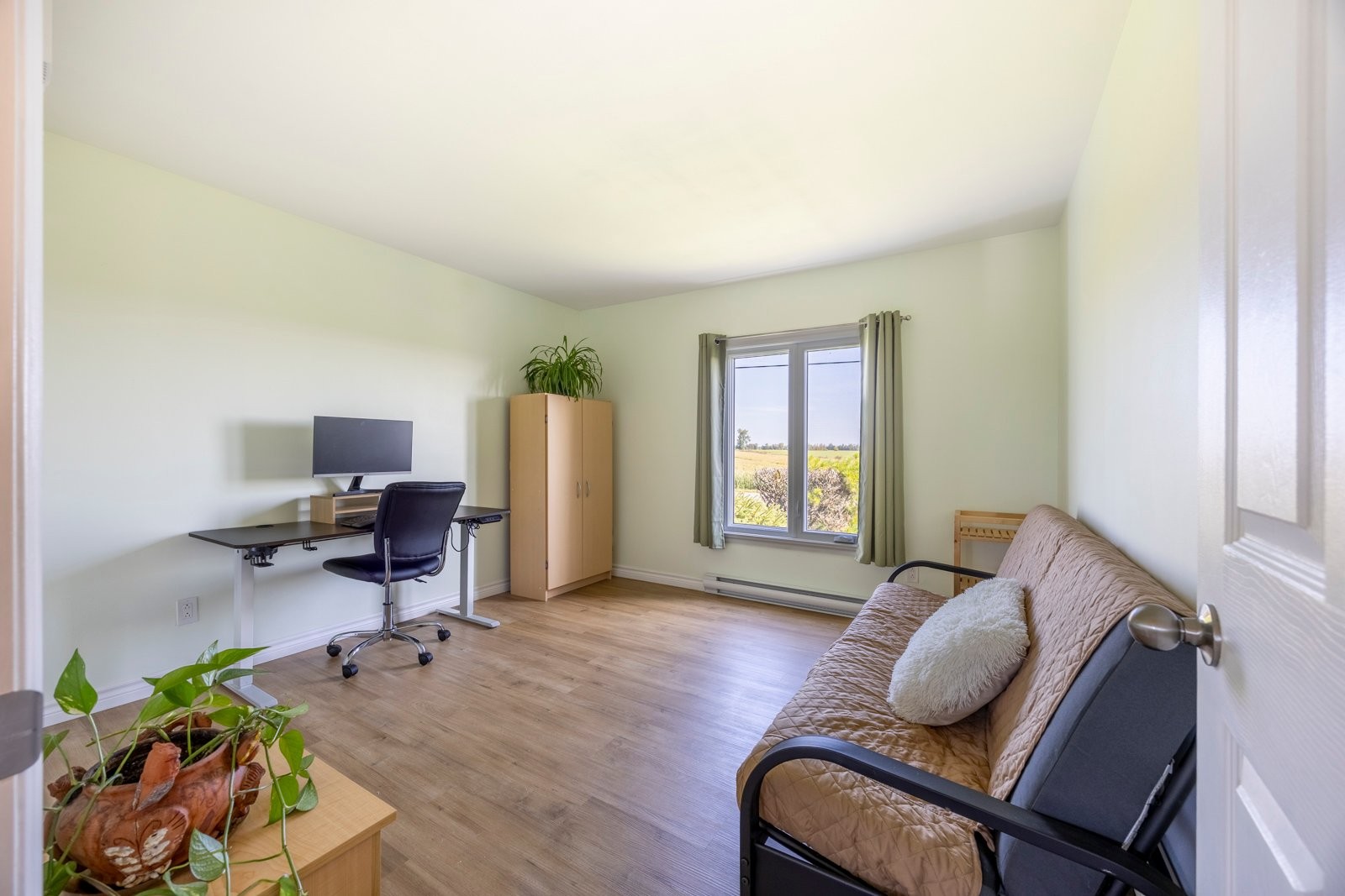 









271


Rg Barthélemy

,
Saint-Léon-le-Grand,




QC
J0K2W0

