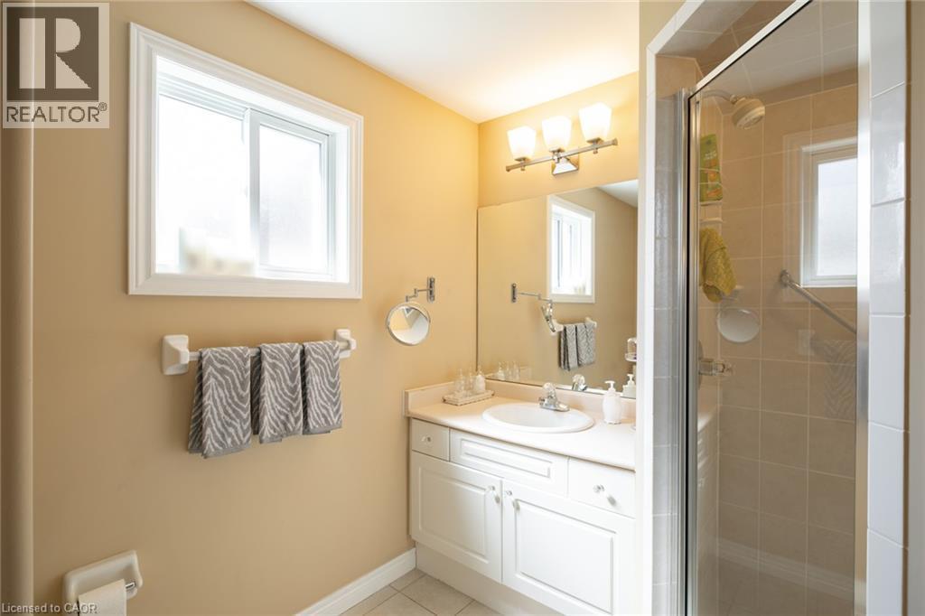 












13 COASTAL Court

,
Port Dover,




Ontario
N0A1N7

