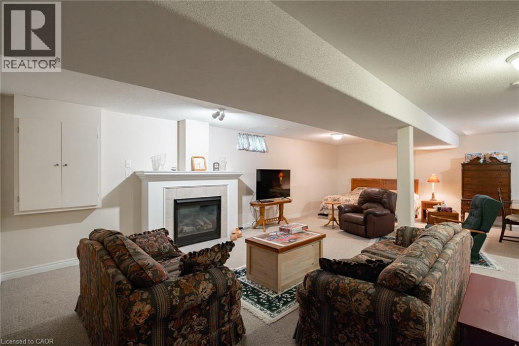 












13 COASTAL Court

,
Port Dover,




Ontario
N0A1N7

