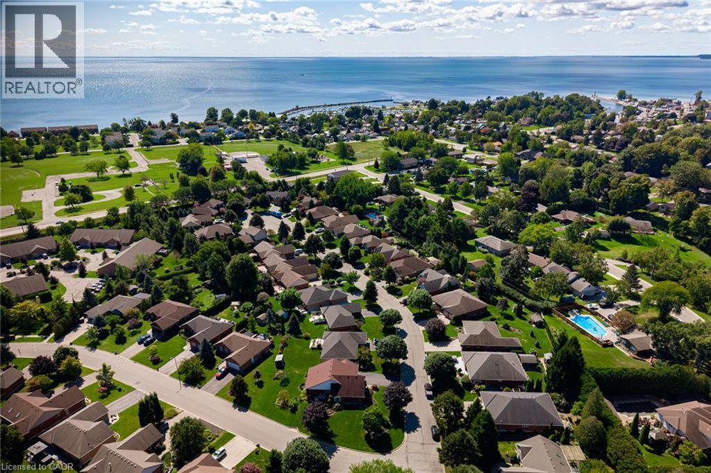 












13 COASTAL Court

,
Port Dover,




Ontario
N0A1N7

