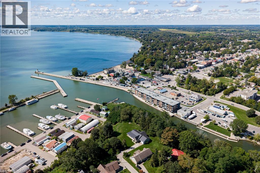 












13 COASTAL Court

,
Port Dover,




Ontario
N0A1N7

