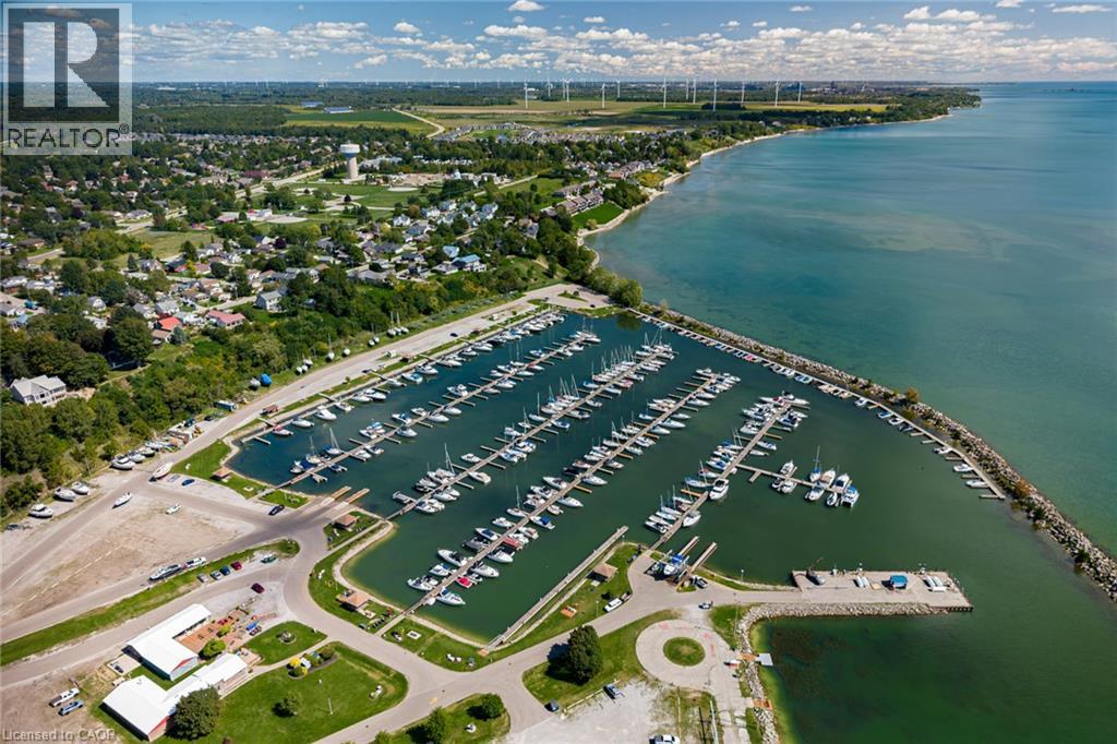 












13 COASTAL Court

,
Port Dover,




Ontario
N0A1N7

