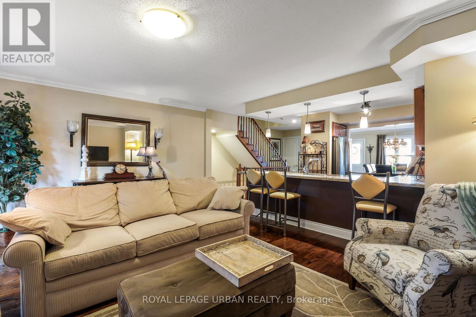 












157 - 1995 ROYAL ROAD

,
Pickering,




Ontario
L1V6V9

