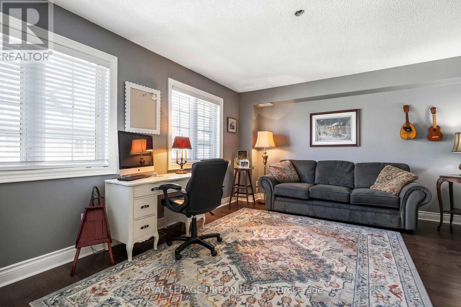 












157 - 1995 ROYAL ROAD

,
Pickering,




Ontario
L1V6V9


