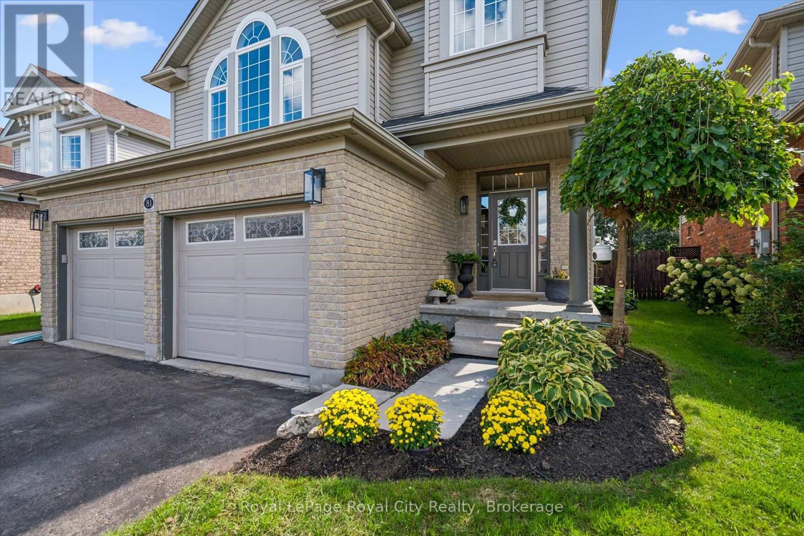 












81 TEAL DRIVE

,
Guelph (Kortright Hills),




Ontario
N1C1H2

