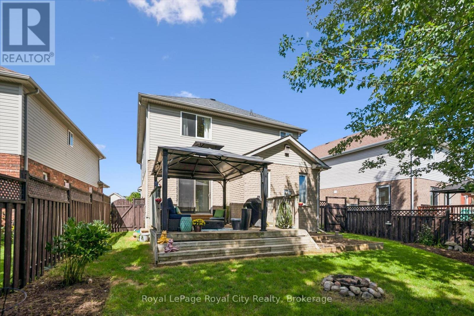 












81 TEAL DRIVE

,
Guelph (Kortright Hills),




Ontario
N1C1H2

