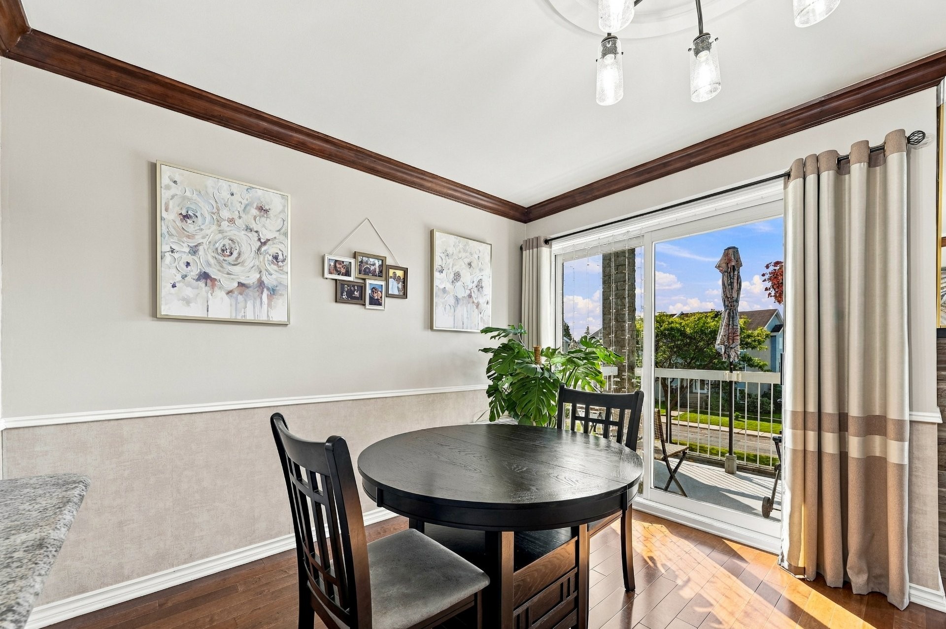 









1313


Boul. Lebel

, 302,
Chambly,




QC
J3L2N2

