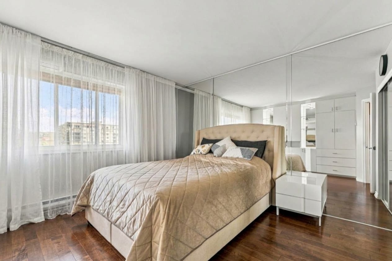 









1313


Boul. Lebel

, 302,
Chambly,




QC
J3L2N2

