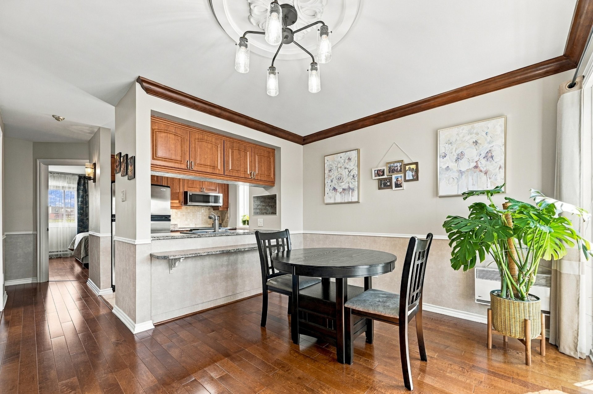 









1313


Boul. Lebel

, 302,
Chambly,




QC
J3L2N2

