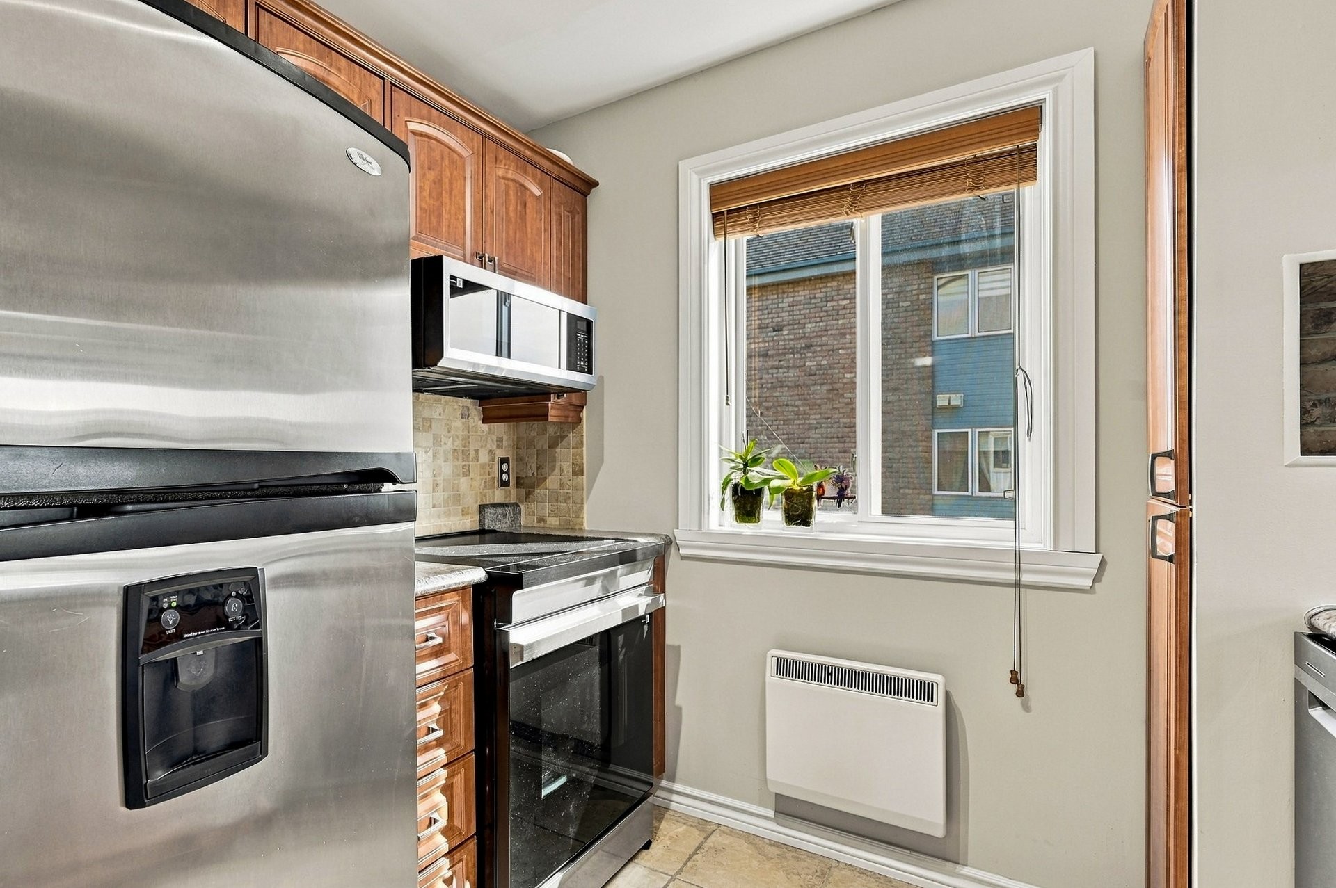 









1313


Boul. Lebel

, 302,
Chambly,




QC
J3L2N2

