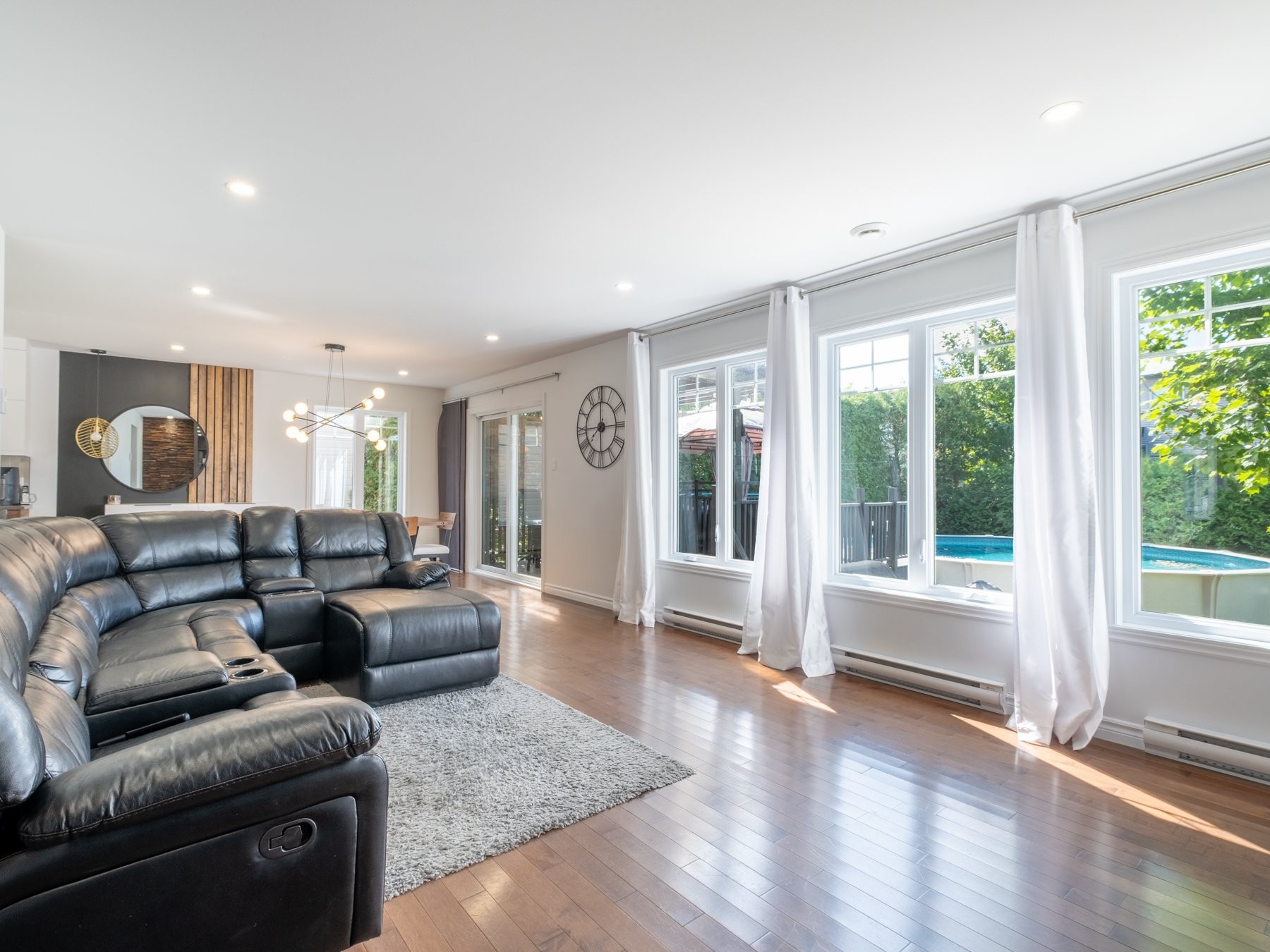 









28


Rue Horace-Thomas

,
Drummondville,




QC
J2A0C8

