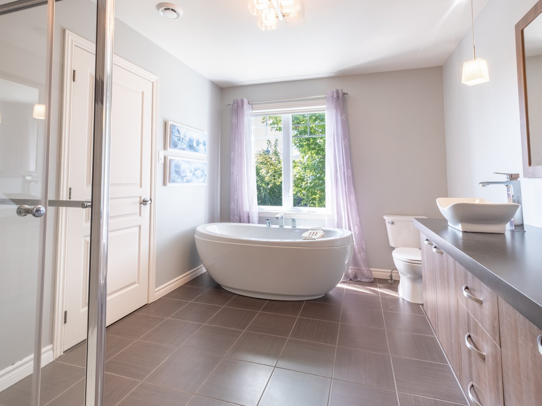 









28


Rue Horace-Thomas

,
Drummondville,




QC
J2A0C8

